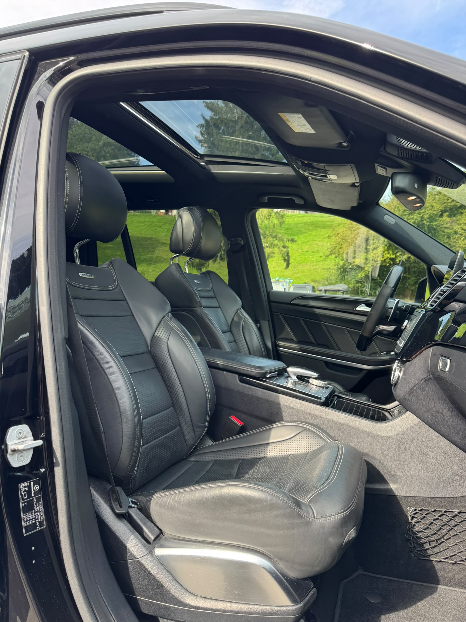 MERCEDES-BENZ GLS 63 AMG 4Matic Speedshift Plus 7G-Tronic-image-10