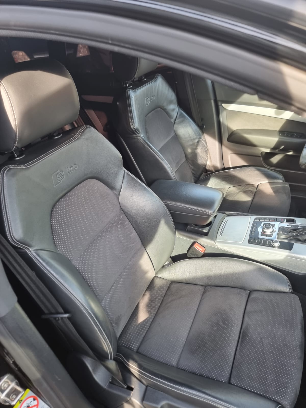 AUDI A6 Avant 2.0 TDI multitronic-image-12