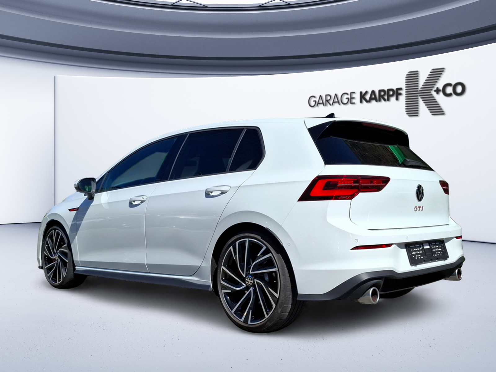 VW Golf 2.0 TSI GTI DSG-image-2