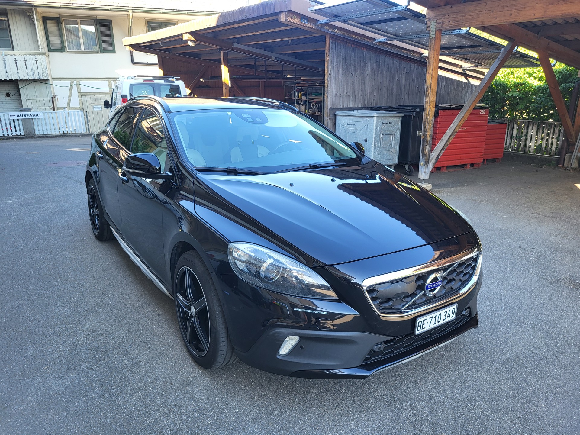 VOLVO 2.5 T5 Summum AWD S/S-image-0