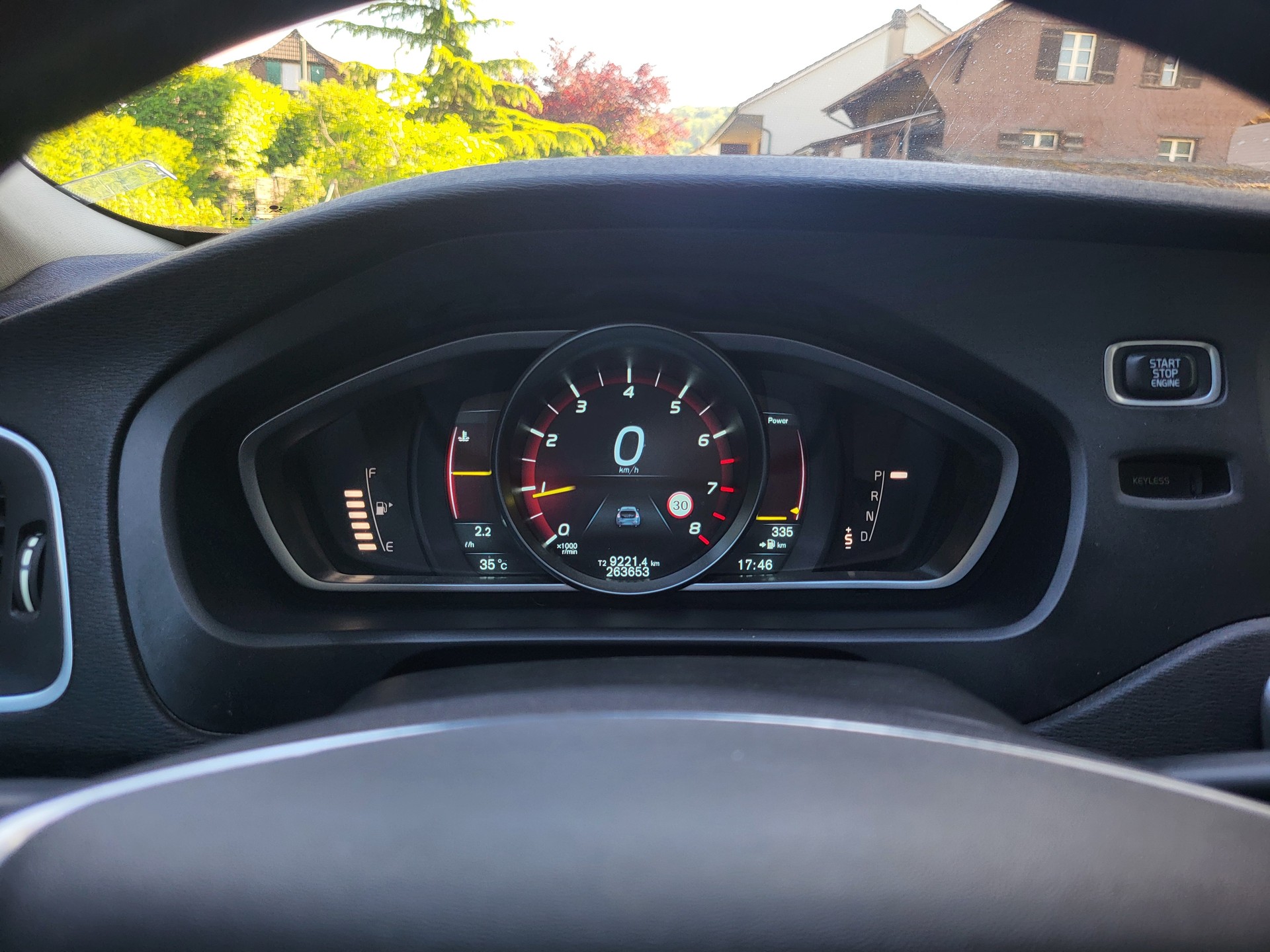VOLVO 2.5 T5 Summum AWD S/S-image-1