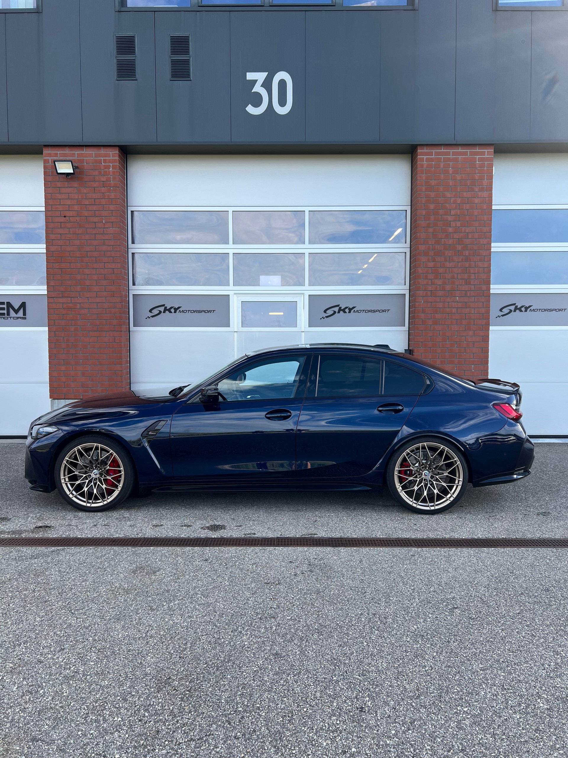 BMW M3 Competition M xDrive-image-1
