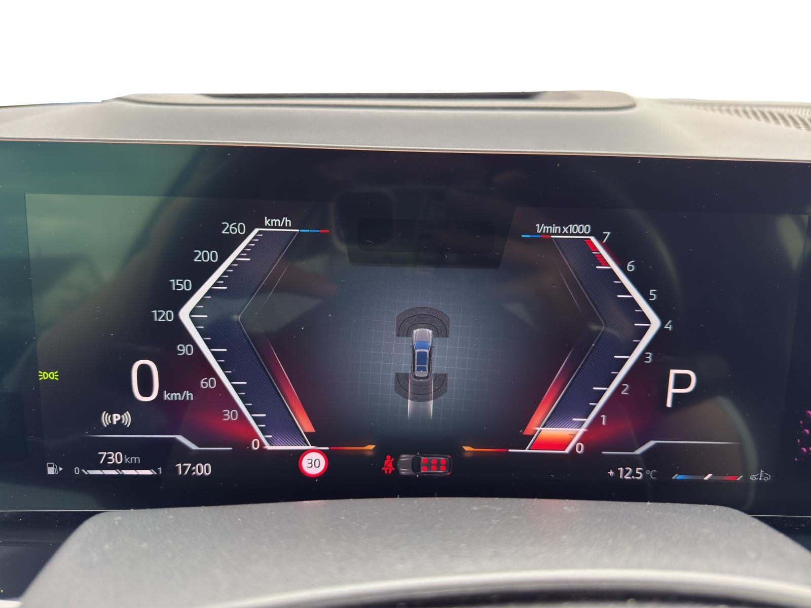 BMW X7 M60i xDrive M Sport Pro-image-9