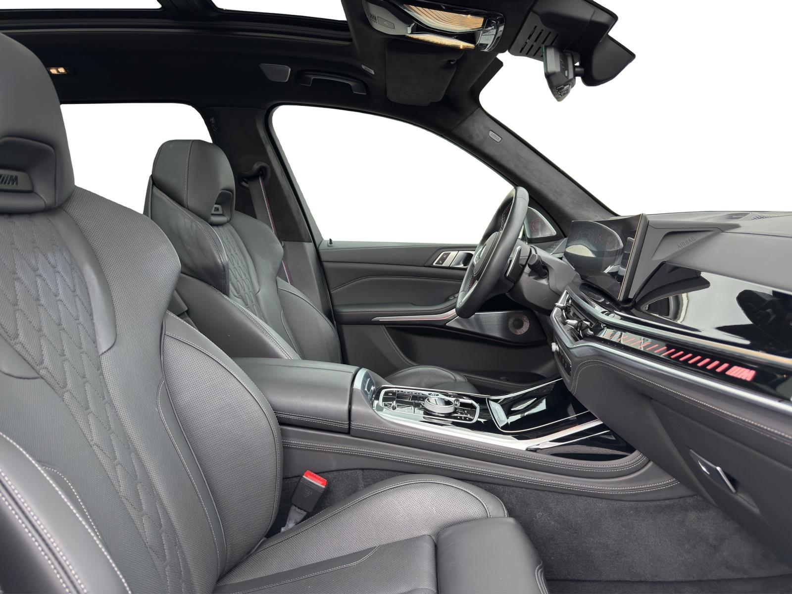 BMW X7 M60i xDrive M Sport Pro-image-14