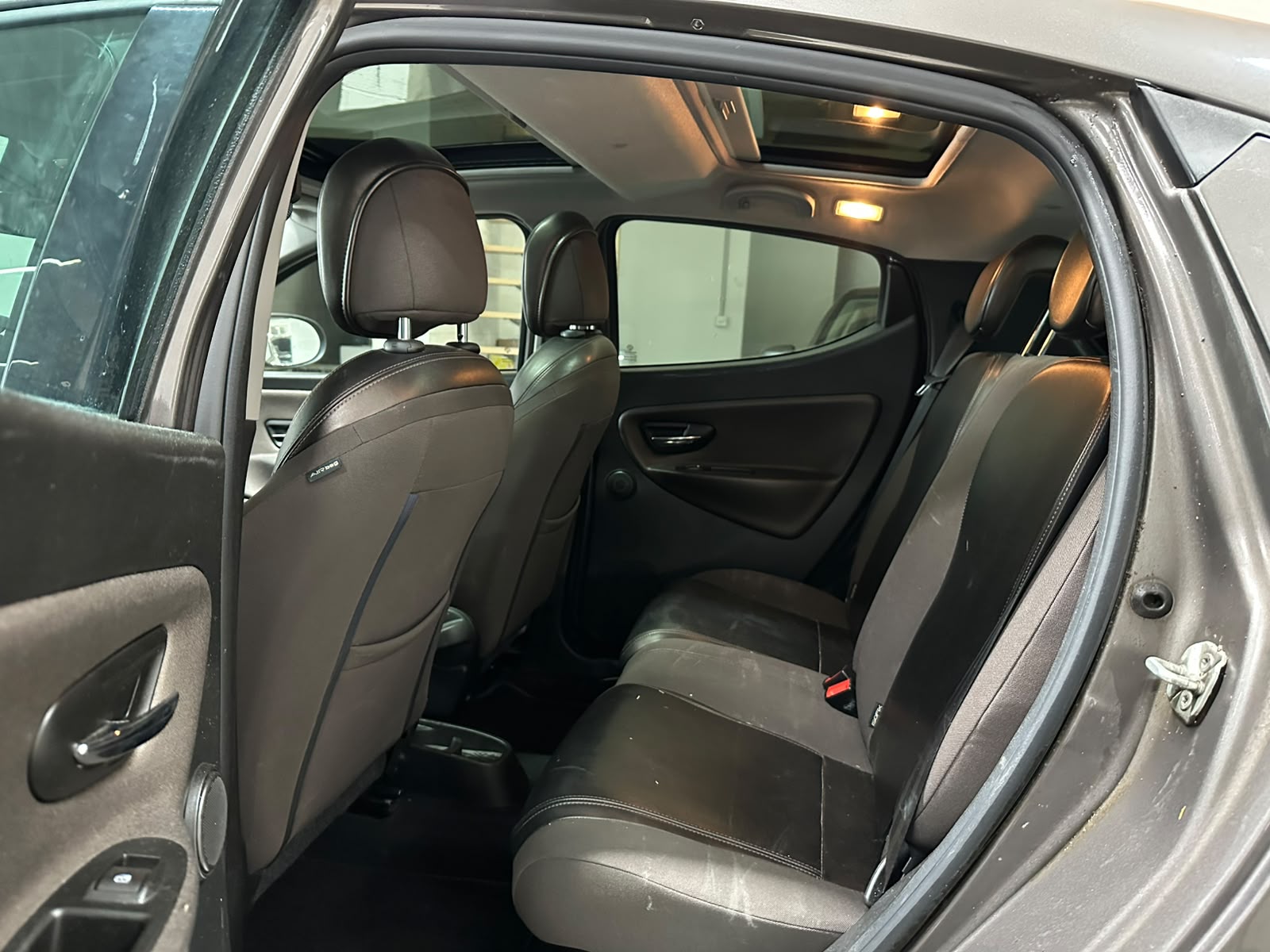 LANCIA Ypsilon 0.9 TwinAir Gold-image-8