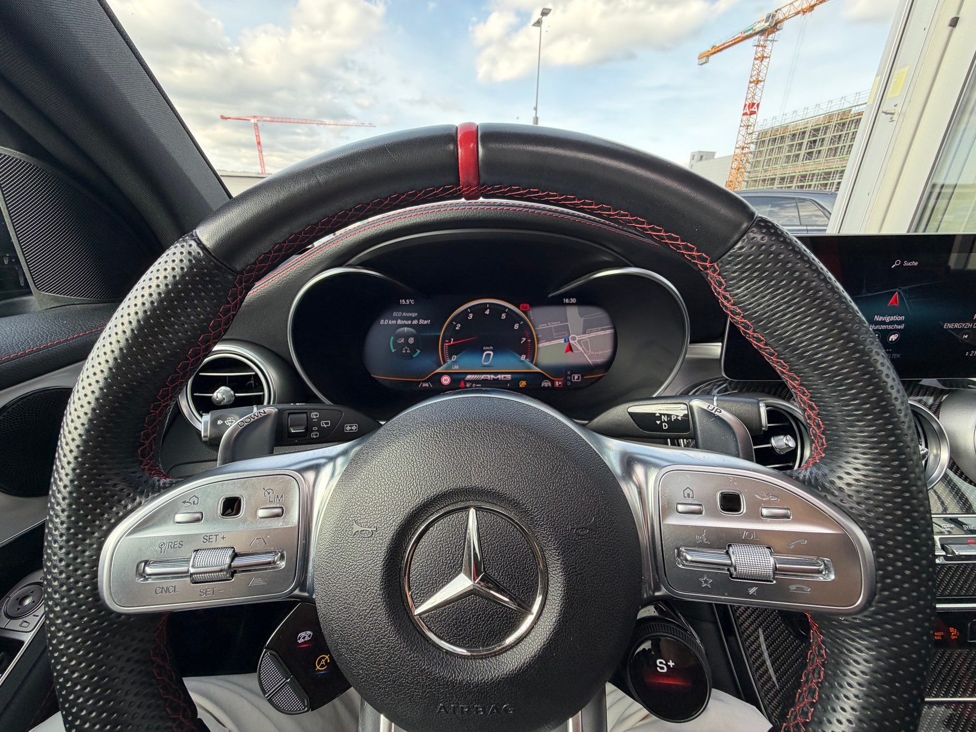 MERCEDES-BENZ GLC 43 AMG 4Matic 9G-Tronic-image-19