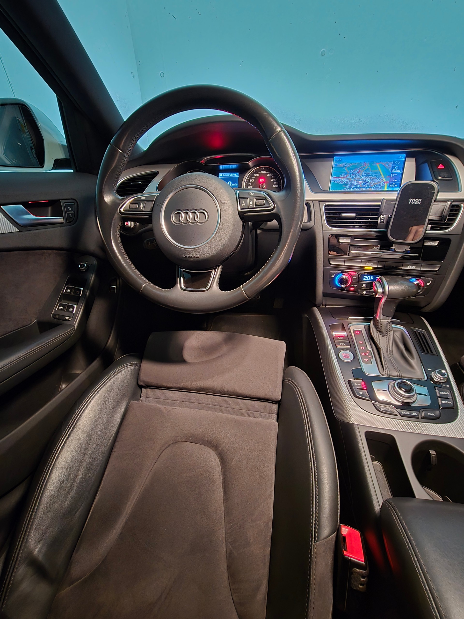AUDI A4 Allroad 3.0 V6 TDI S-Tronic CleanD-image-9