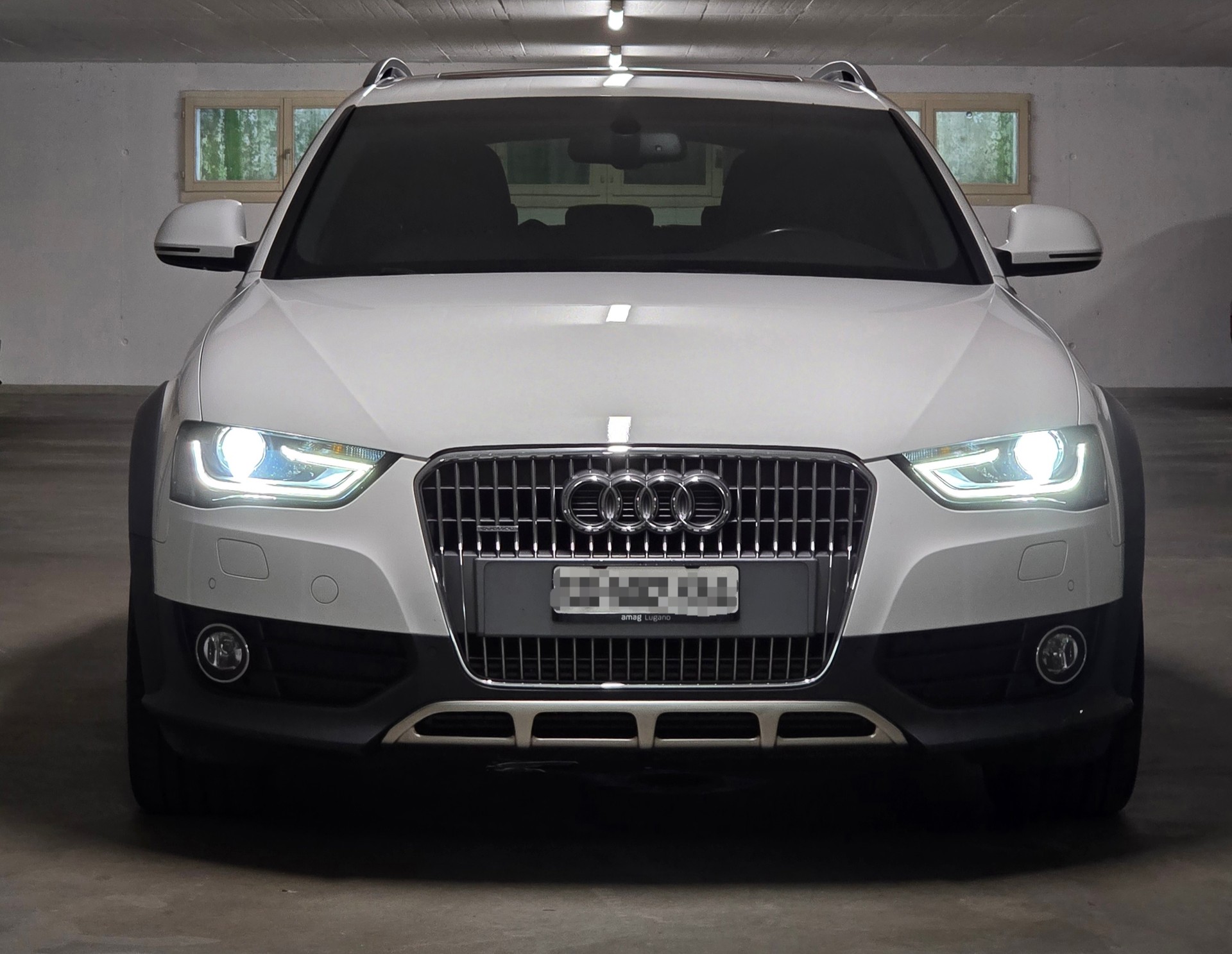 AUDI A4 Allroad 3.0 V6 TDI S-Tronic CleanD-image-2