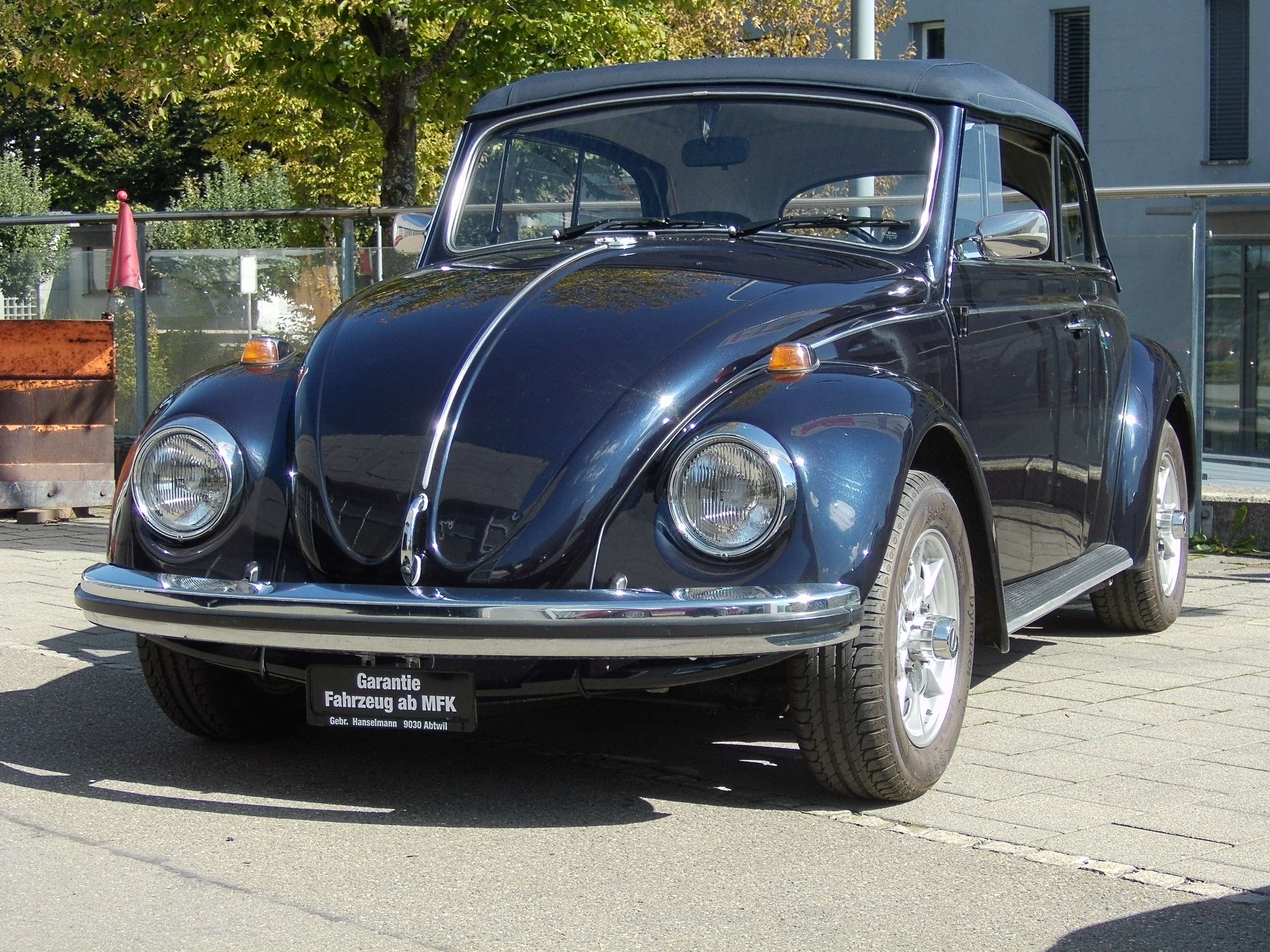 VW Cabriolet mit Veteraneneintrag für 6 Jahre-image-14