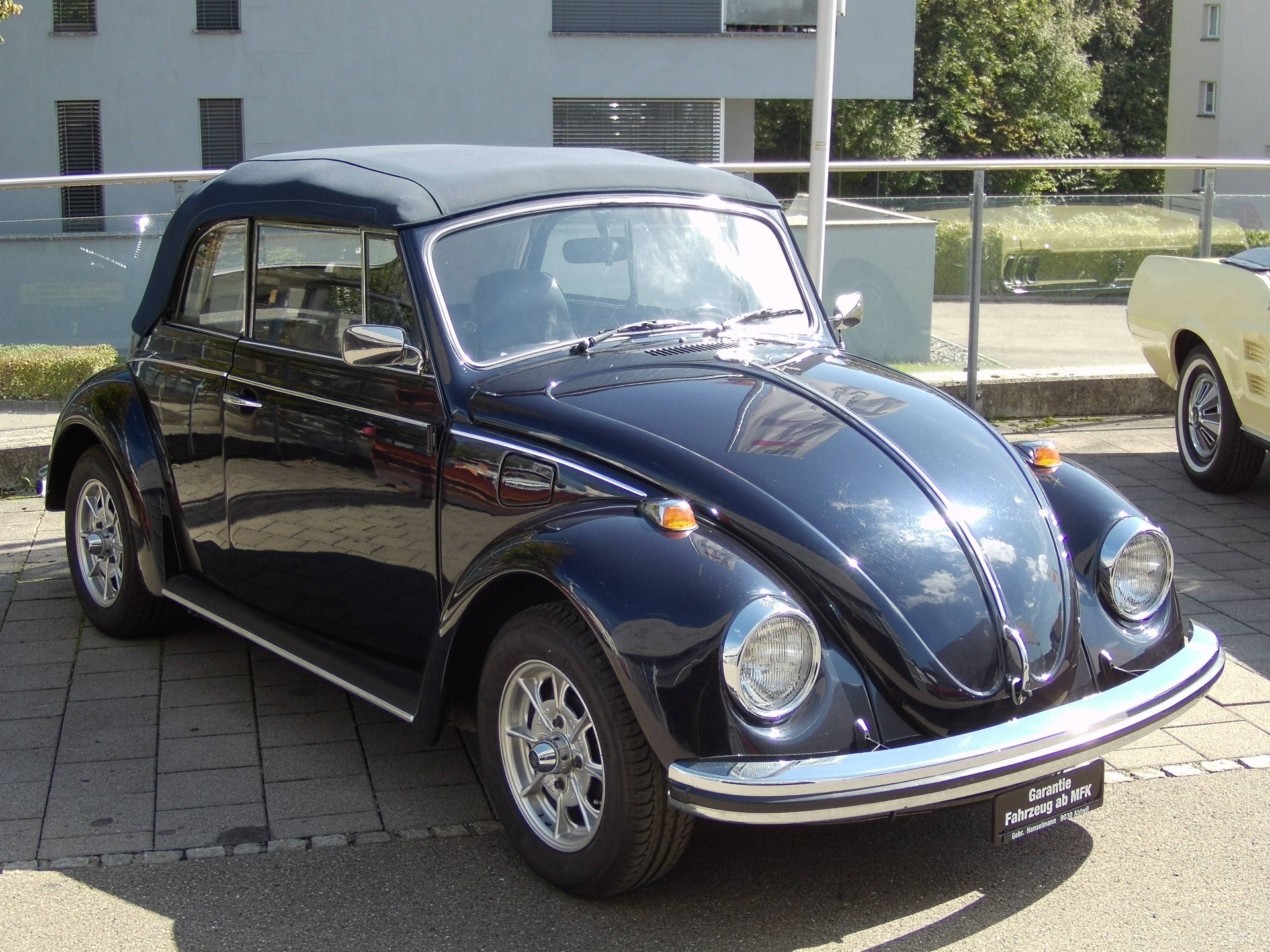 VW Cabriolet mit Veteraneneintrag für 6 Jahre-image-6