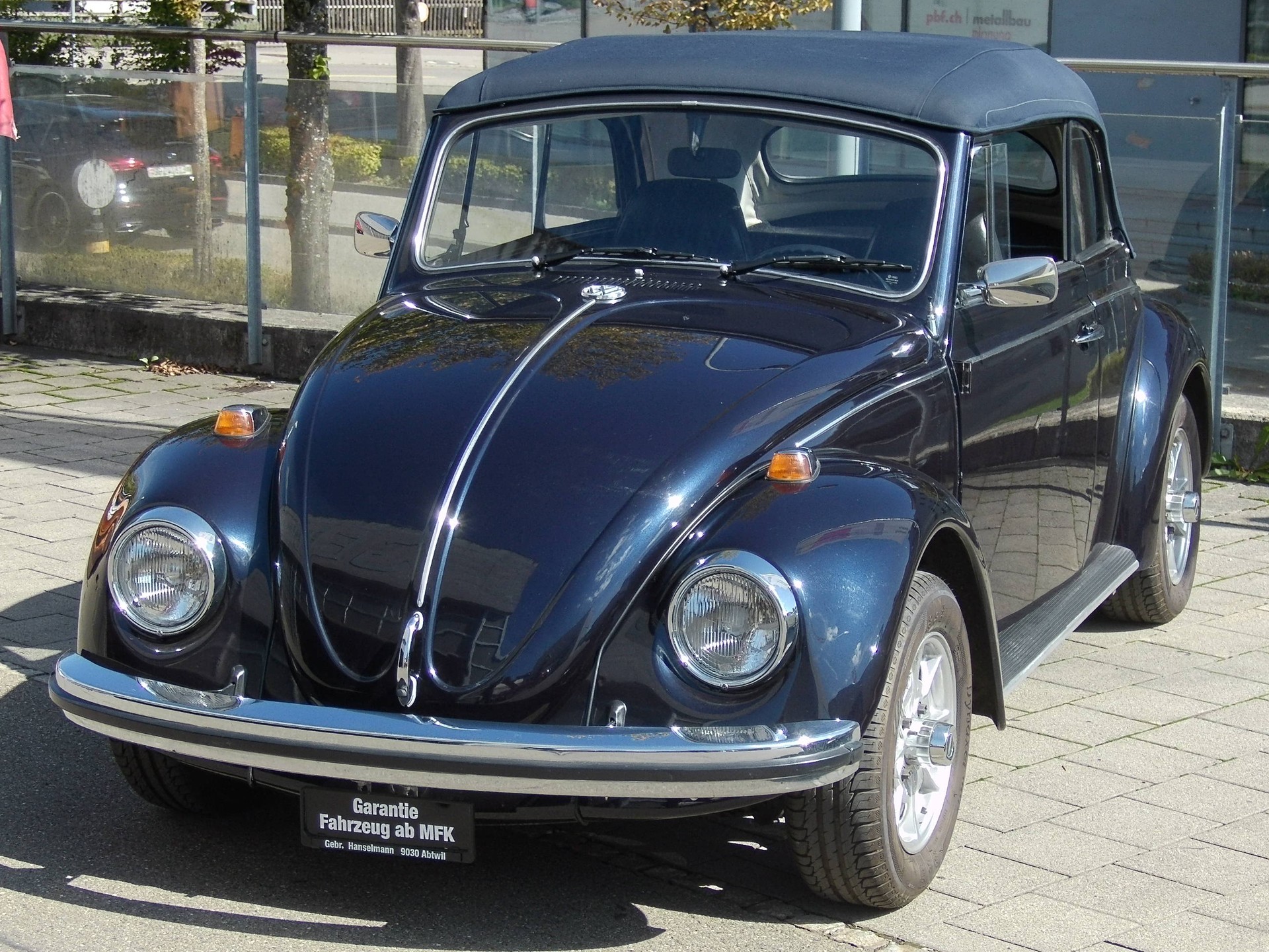 VW Cabriolet mit Veteraneneintrag für 6 Jahre-image-5