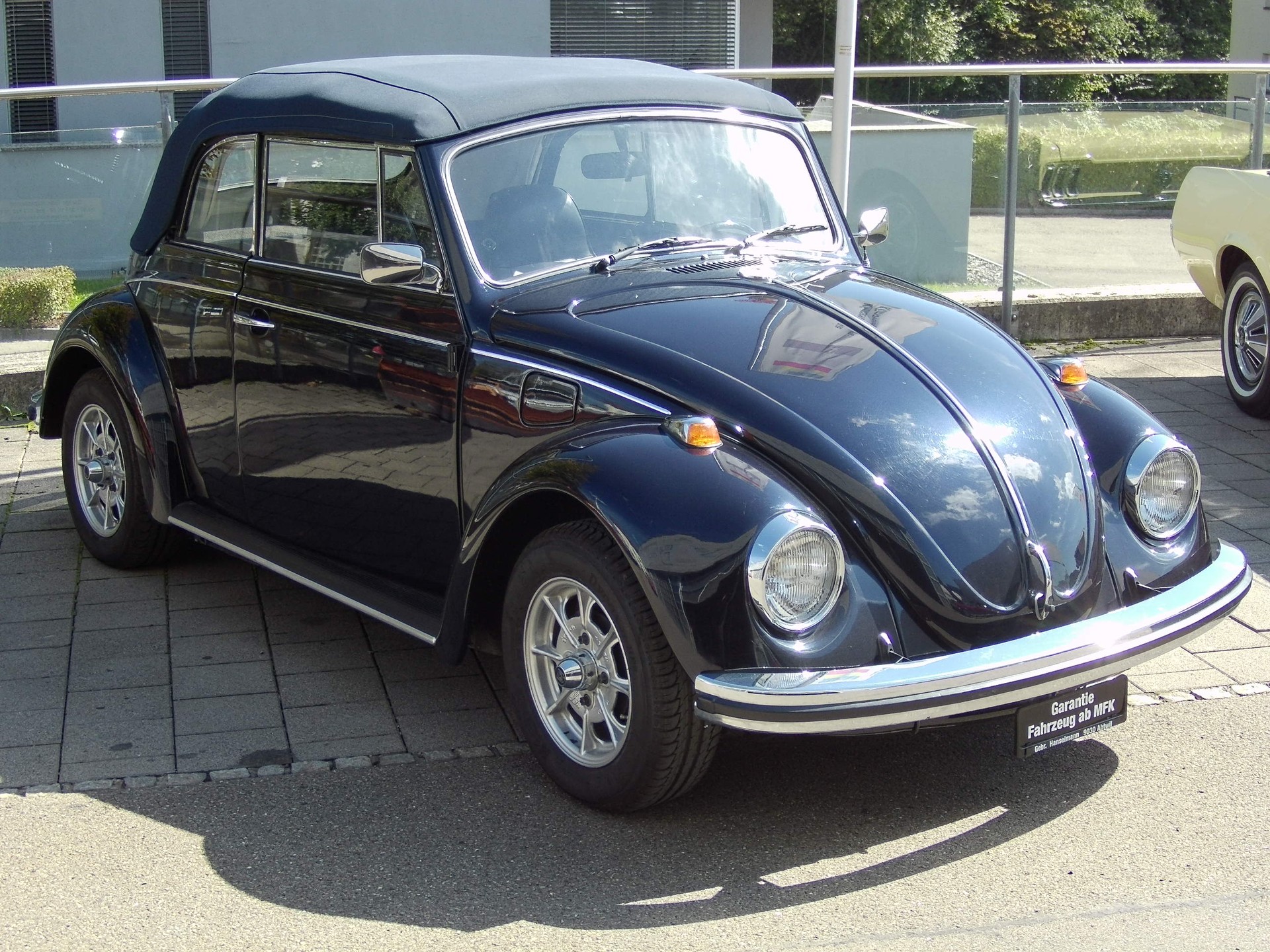VW Cabriolet mit Veteraneneintrag für 6 Jahre-image-7