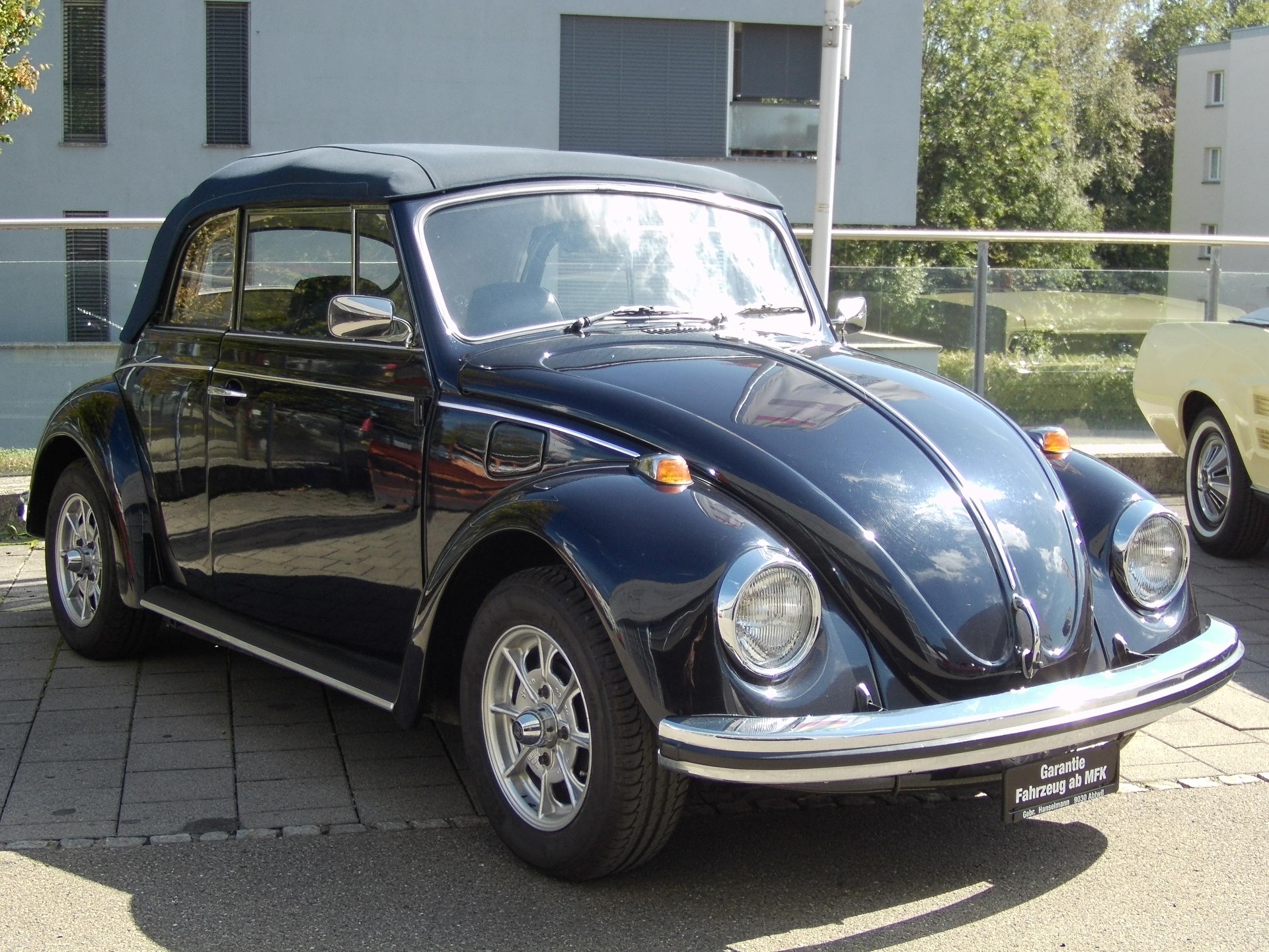 VW Cabriolet mit Veteraneneintrag für 6 Jahre-image-9