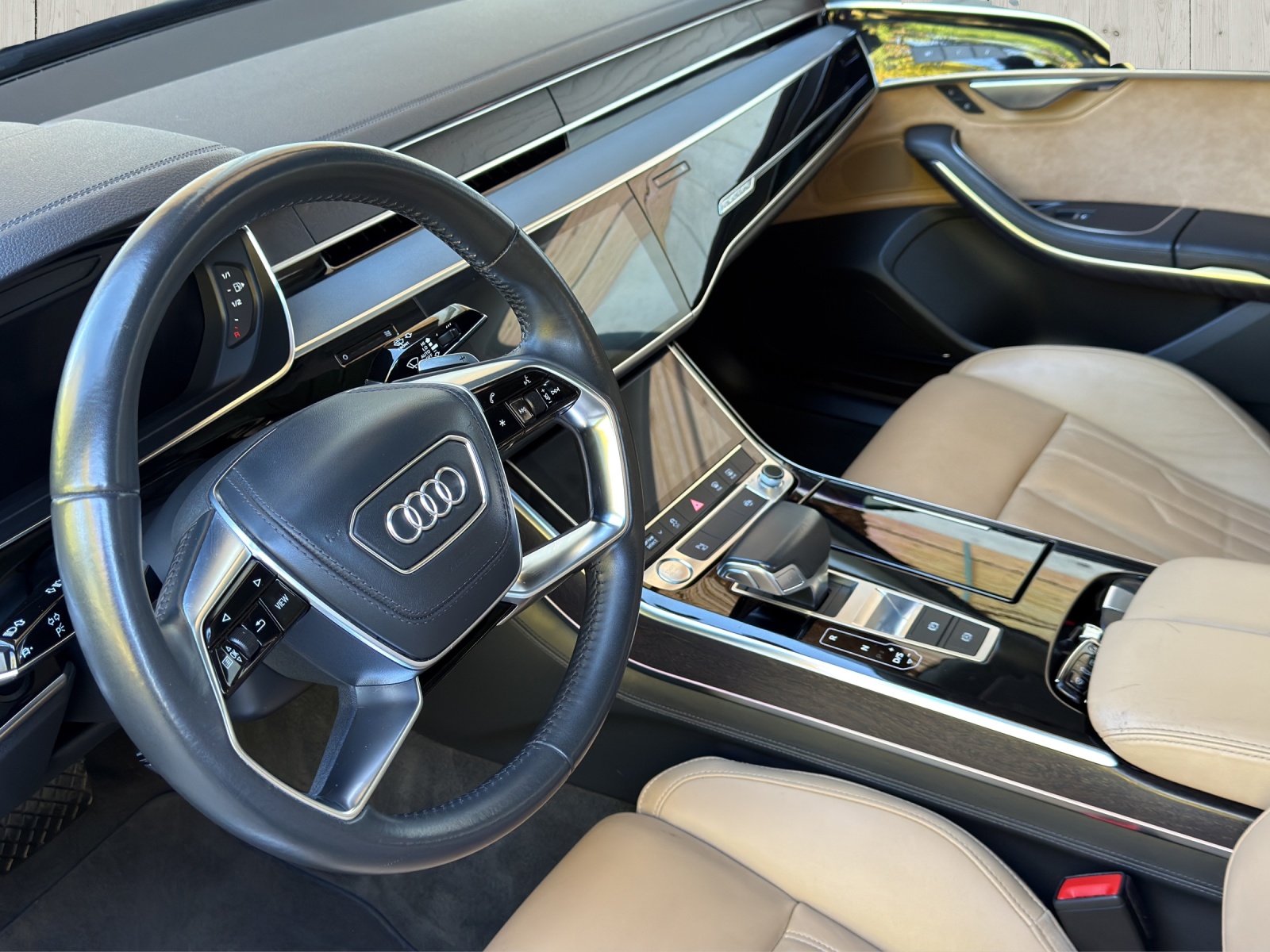 AUDI A8 55 TFSI quattro tiptronic-image-10
