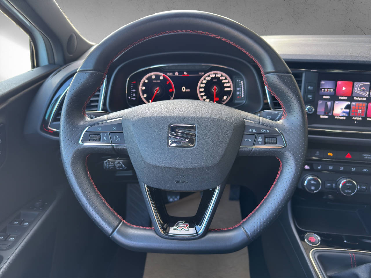 SEAT Leon ST 1.5 TSI ACT FR-image-6