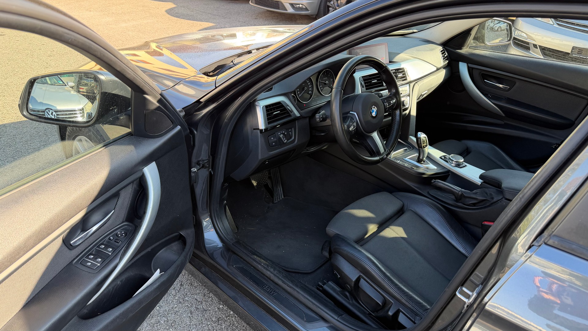 BMW 320d Touring Sport Line Steptronic-image-6