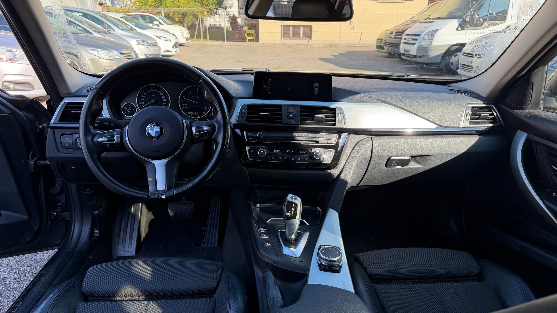 BMW 320d Touring Sport Line Steptronic-image-9