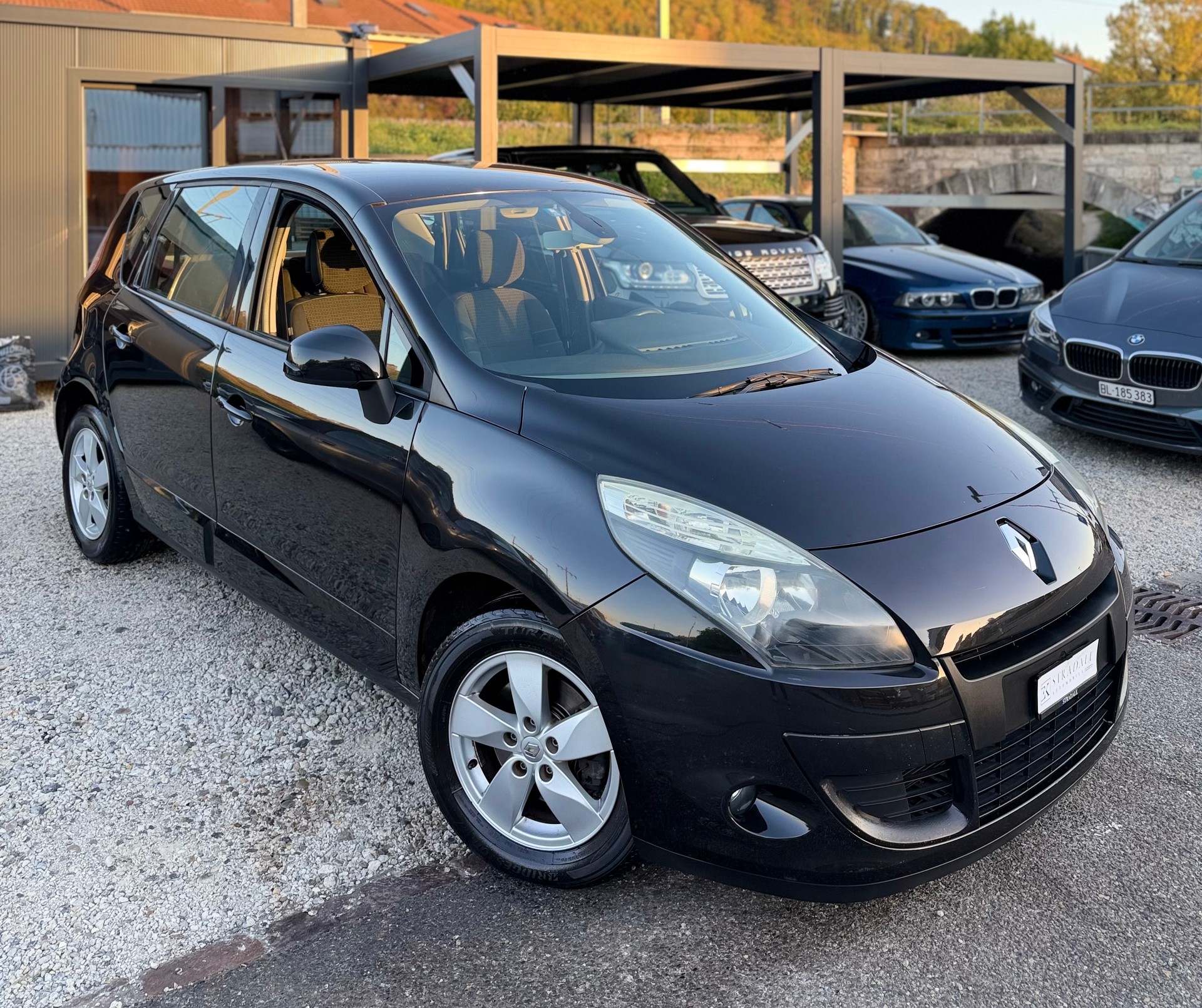 RENAULT Scénic 2.0 16V Dynamique X-Tronic CVT**Automat**Frisch ab MFK**8Fach-Bereift**Garantie**-image-1