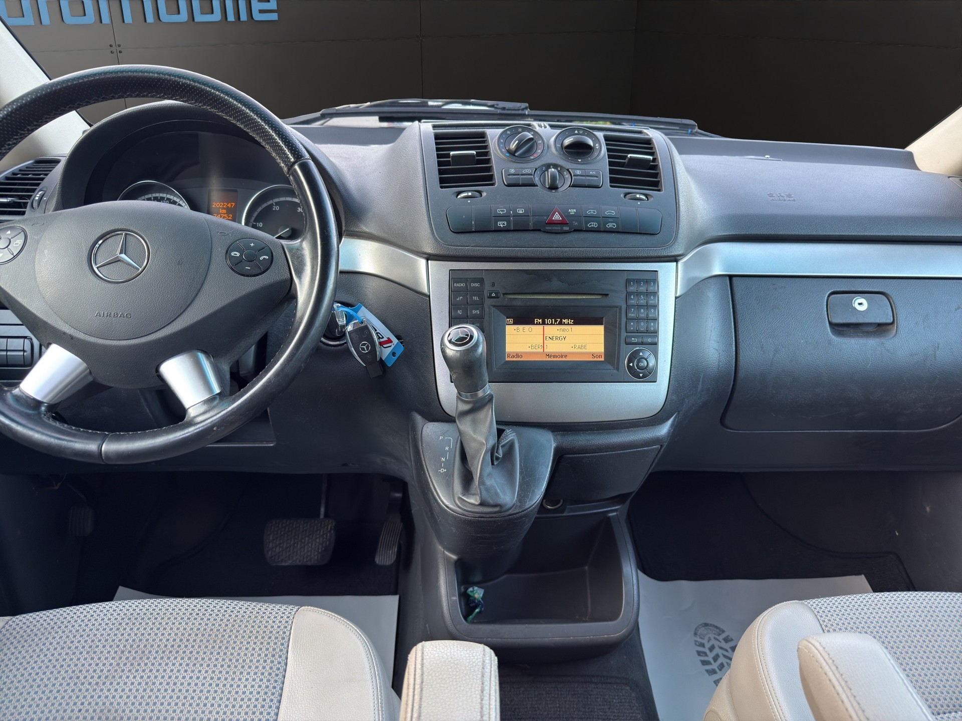 MERCEDES-BENZ Viano 2.2 CDI Blue Efficiency Trend EL 4Matic A-image-14