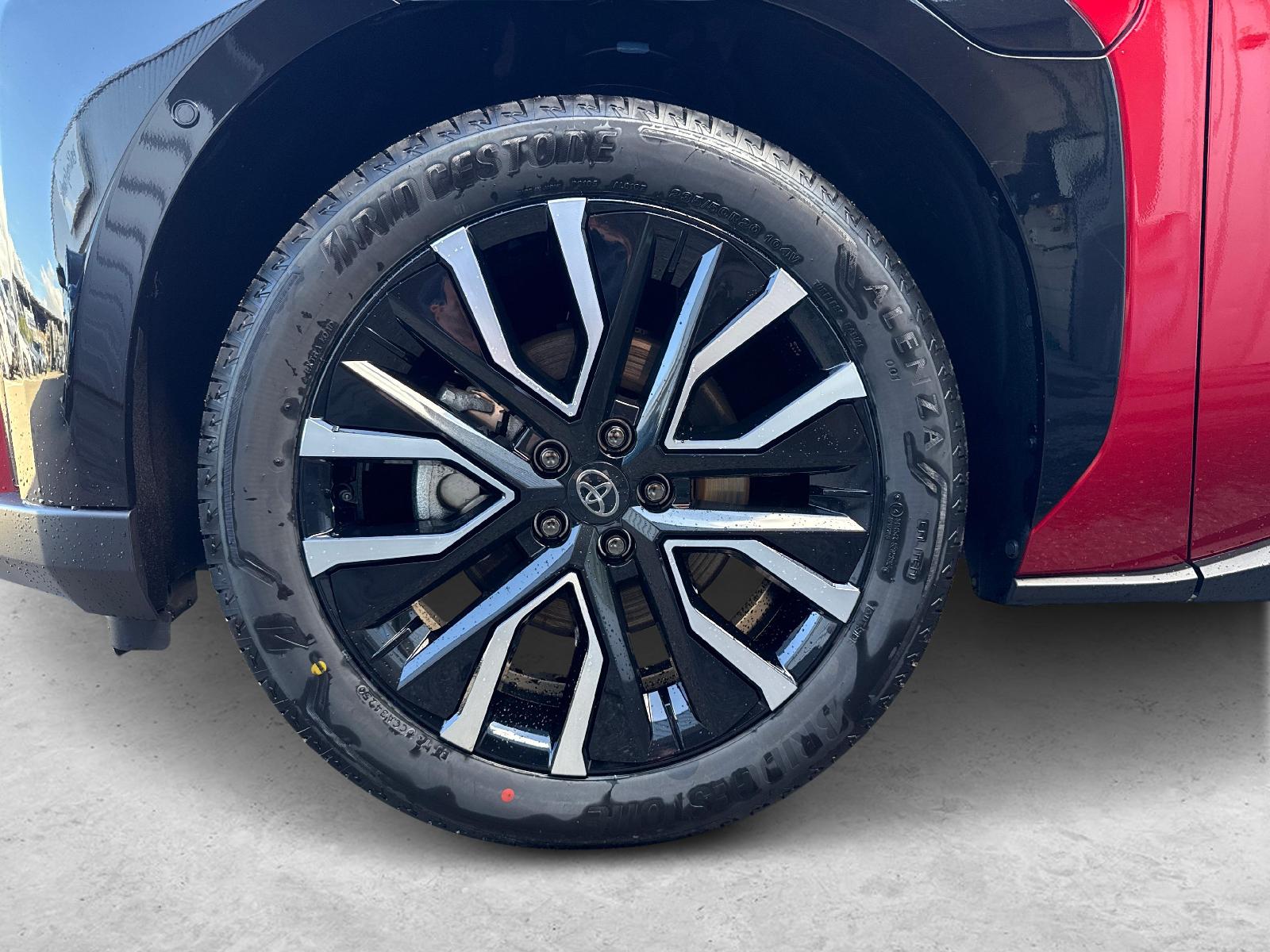 TOYOTA bZ4X Premium AWD-image-12