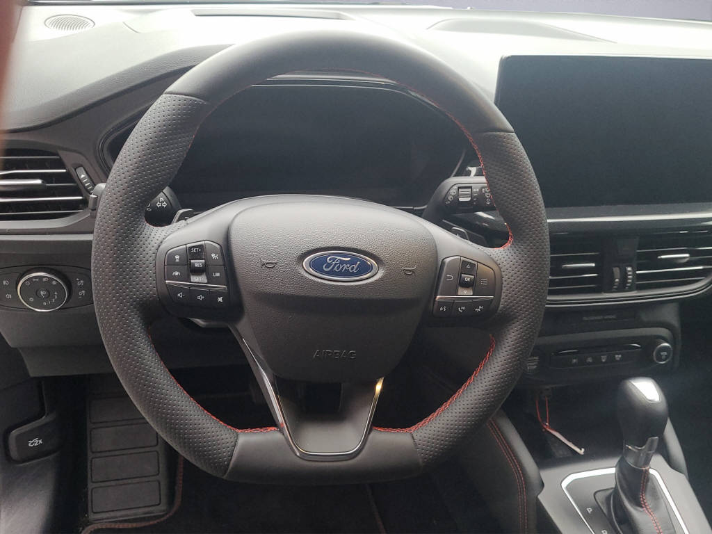 FORD Focus Station Wagon 1.0i EcoB ST-LineX-image-9