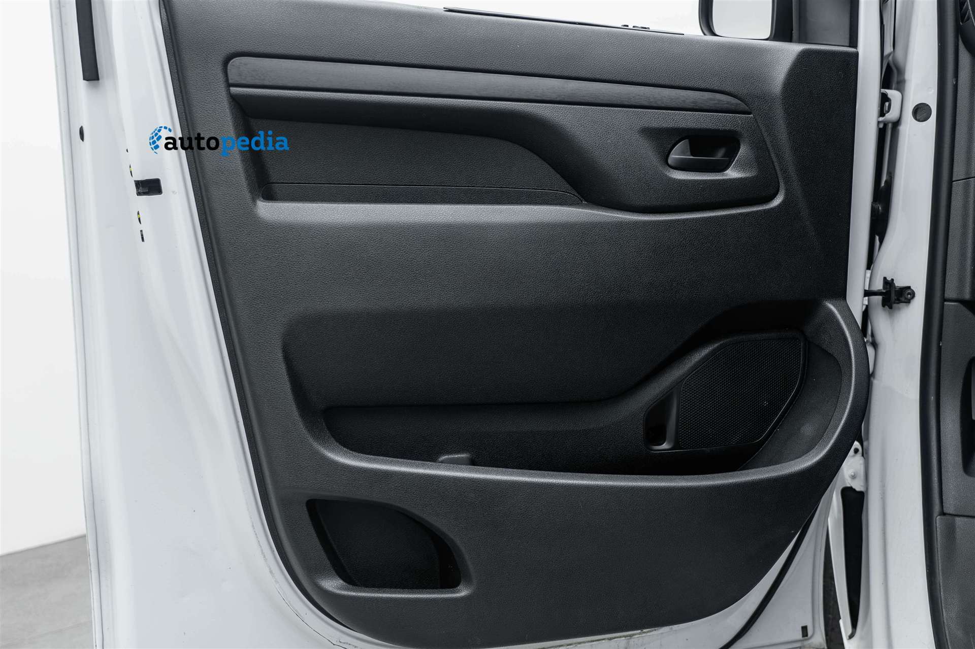 FIAT FIAT Scudo 2.0 BlueHDi L3 3-Plätzer EAT-Automat-image-5