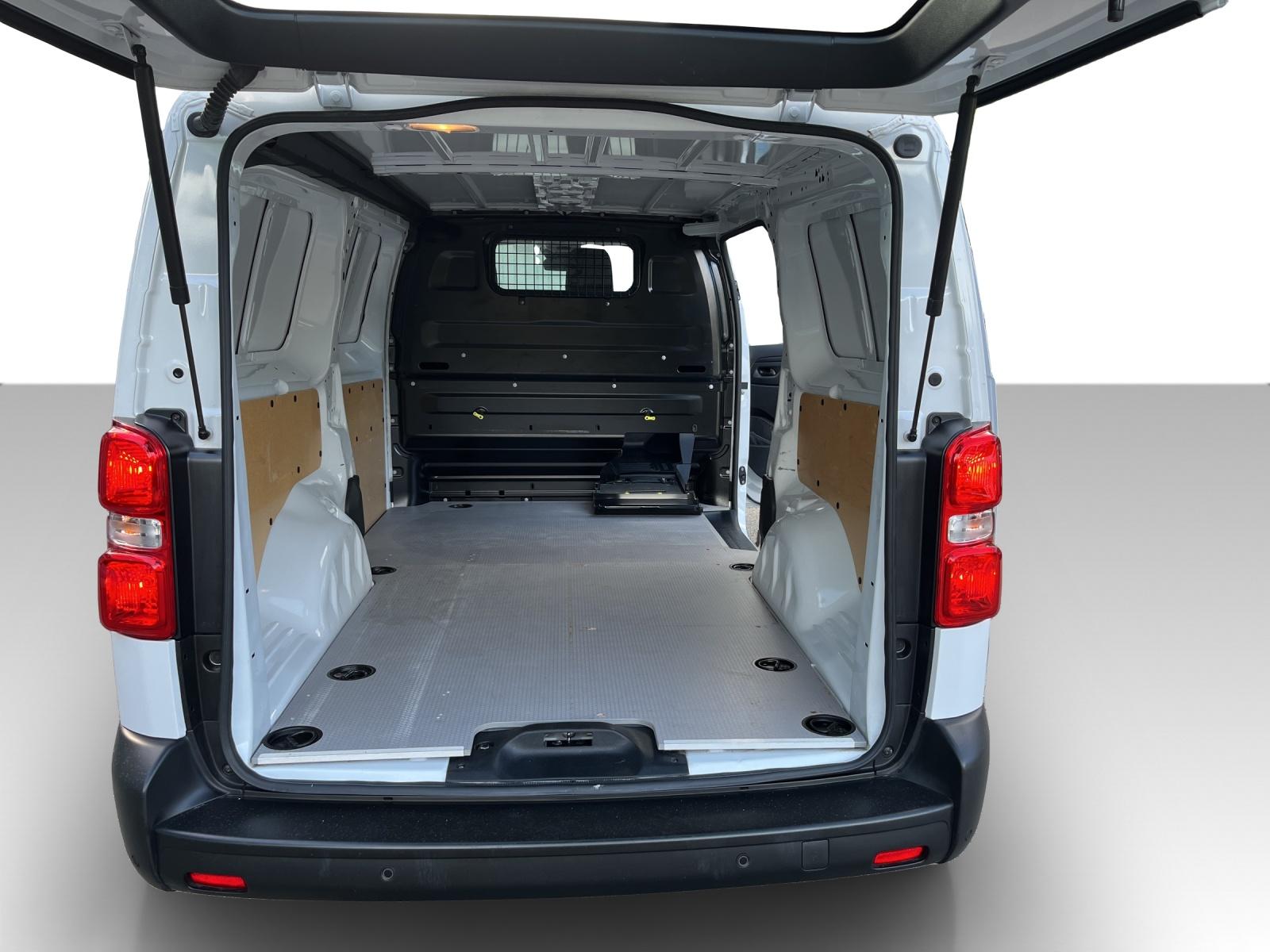 TOYOTA PROACE Van L2 2.0 D Advanced-image-10
