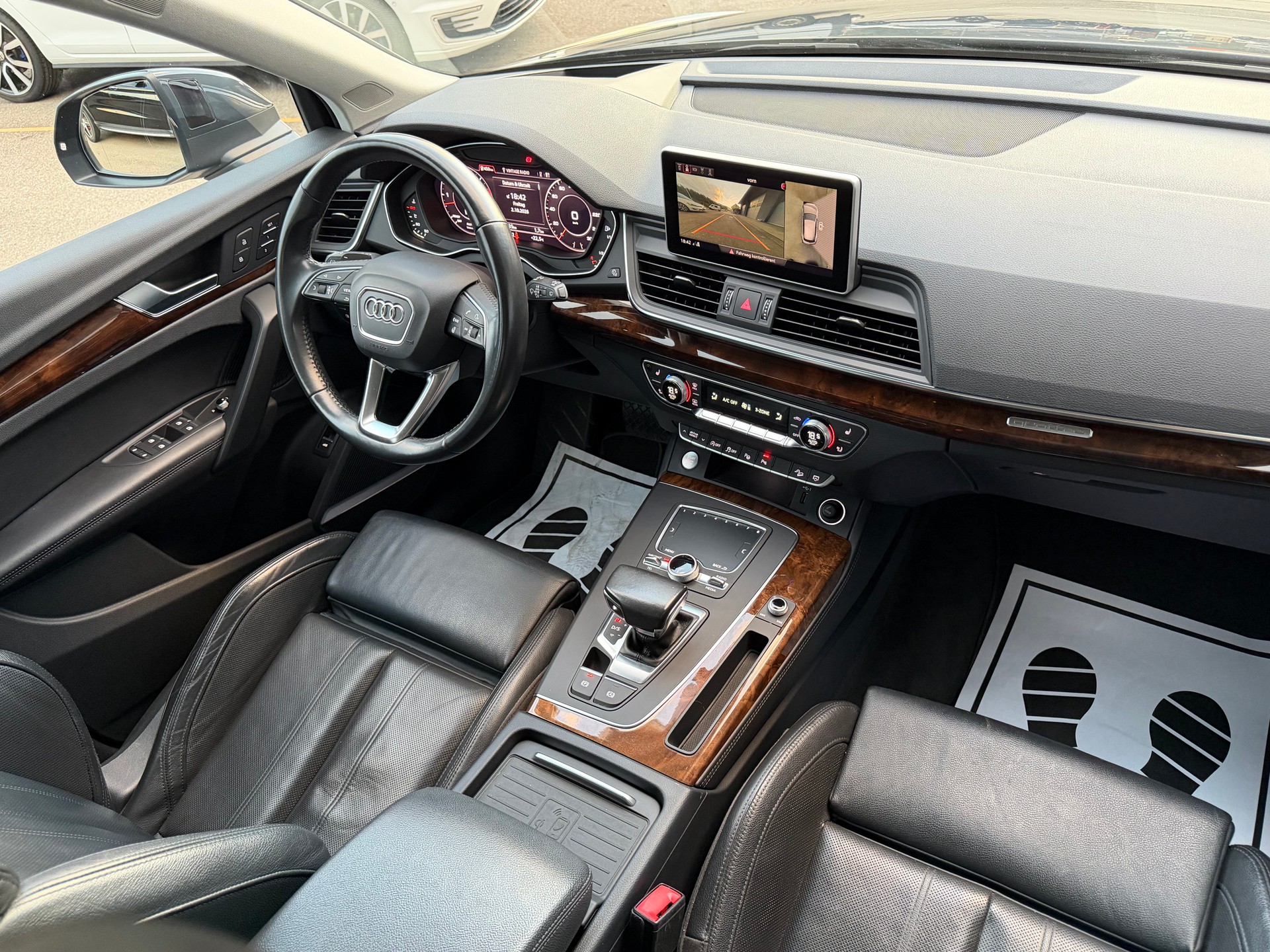 AUDI Q5 3.0 TDI sport quattro tiptronic S-Line Frisch MFK und Service-image-11