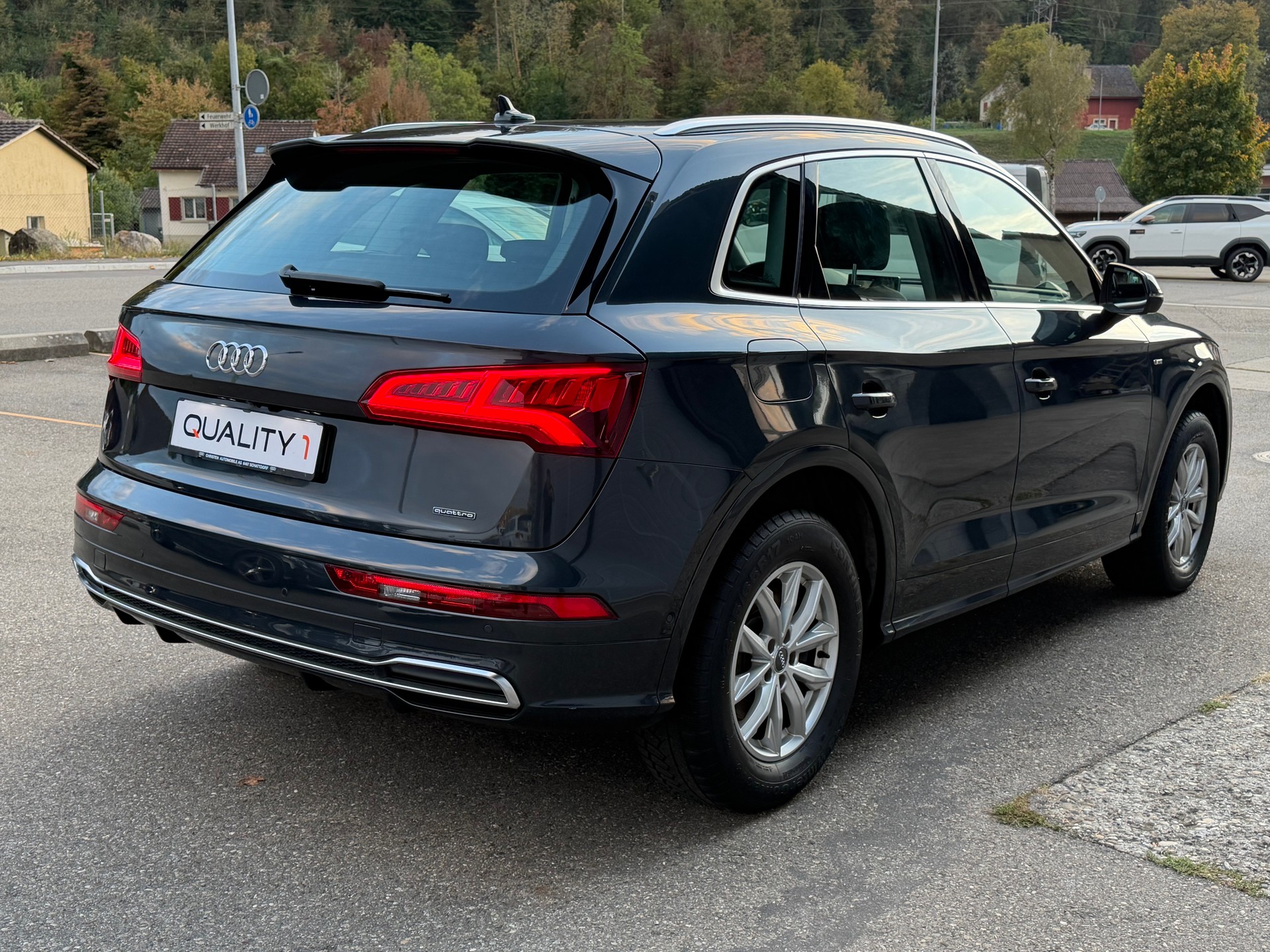 AUDI Q5 3.0 TDI sport quattro tiptronic S-Line Frisch MFK und Service-image-5
