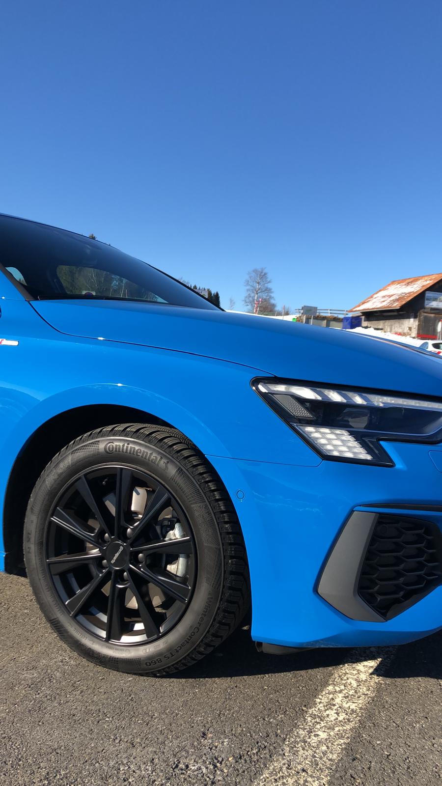 AUDI 1.5 35 TFSI S Line Attraction S-Tronic-image-4