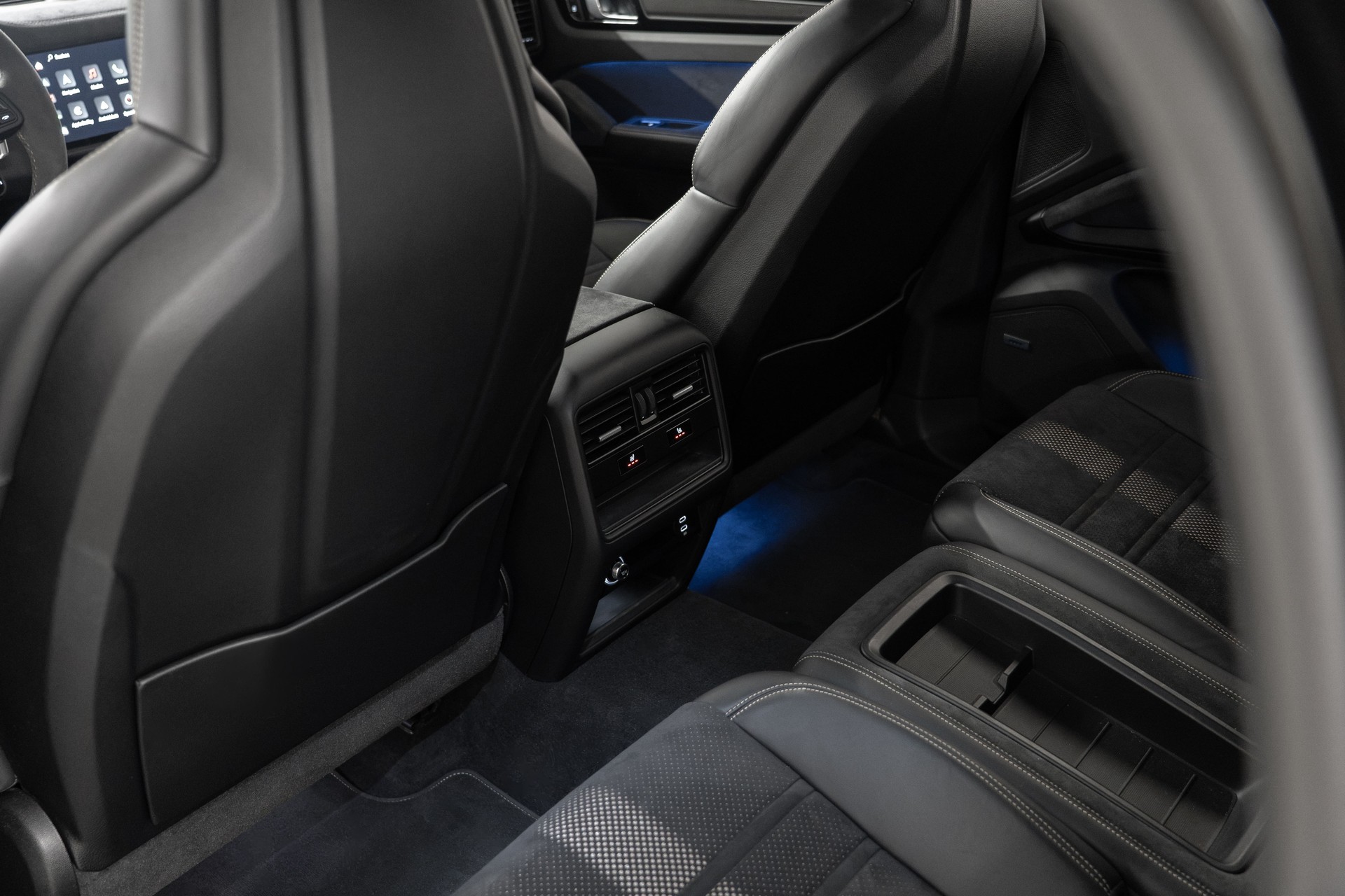 PORSCHE Cayenne Coupé 4.0 V8 Turbo GT - Approved Garantie - CH-Fahrzeug-image-15