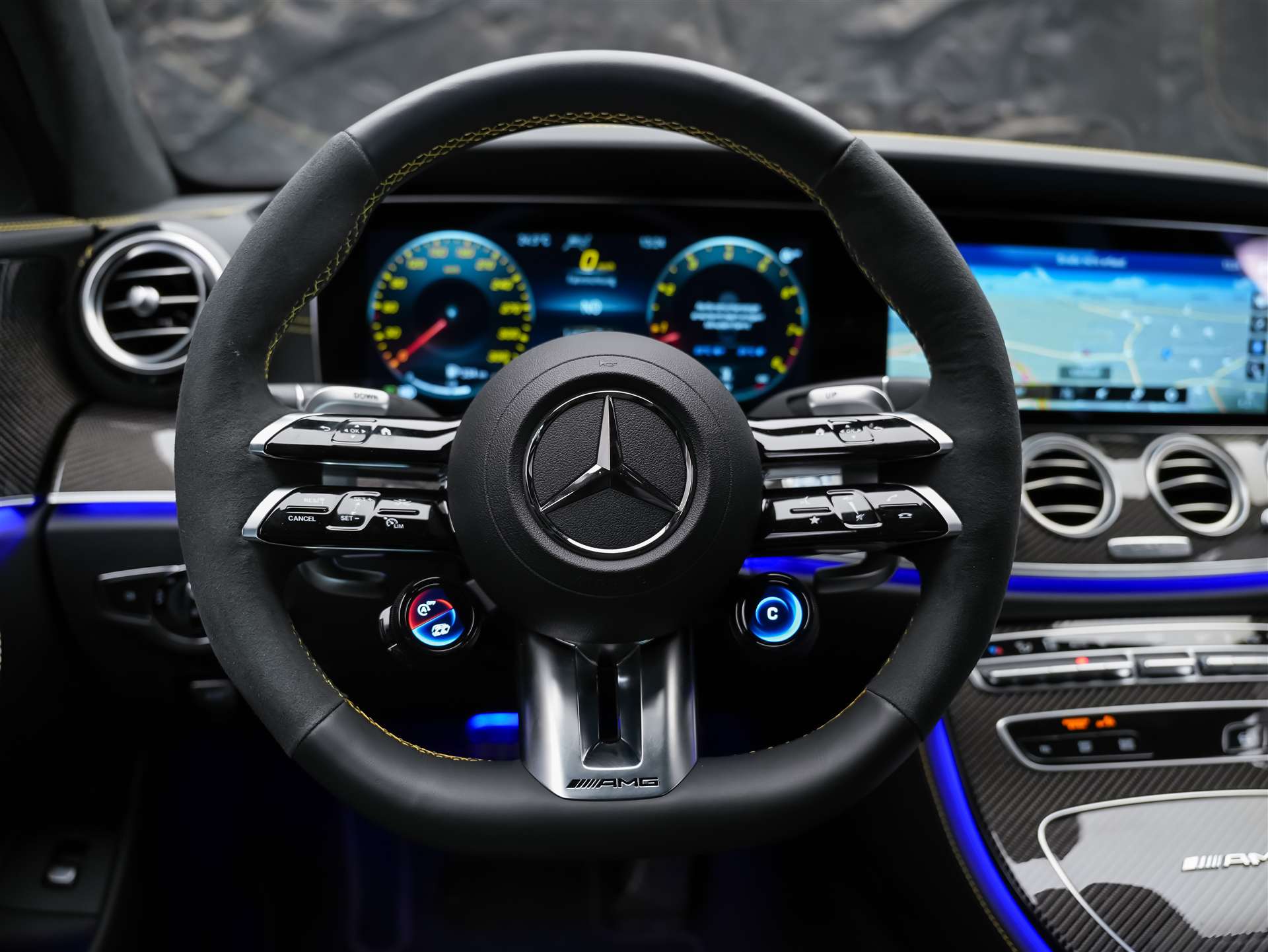 MERCEDES-BENZ AMG E 63 S 4Matic+ Speedshift 9G-TCT *FINAL EDITION*Schalensitze*Panorama*Sitzbelüftung*-image-34