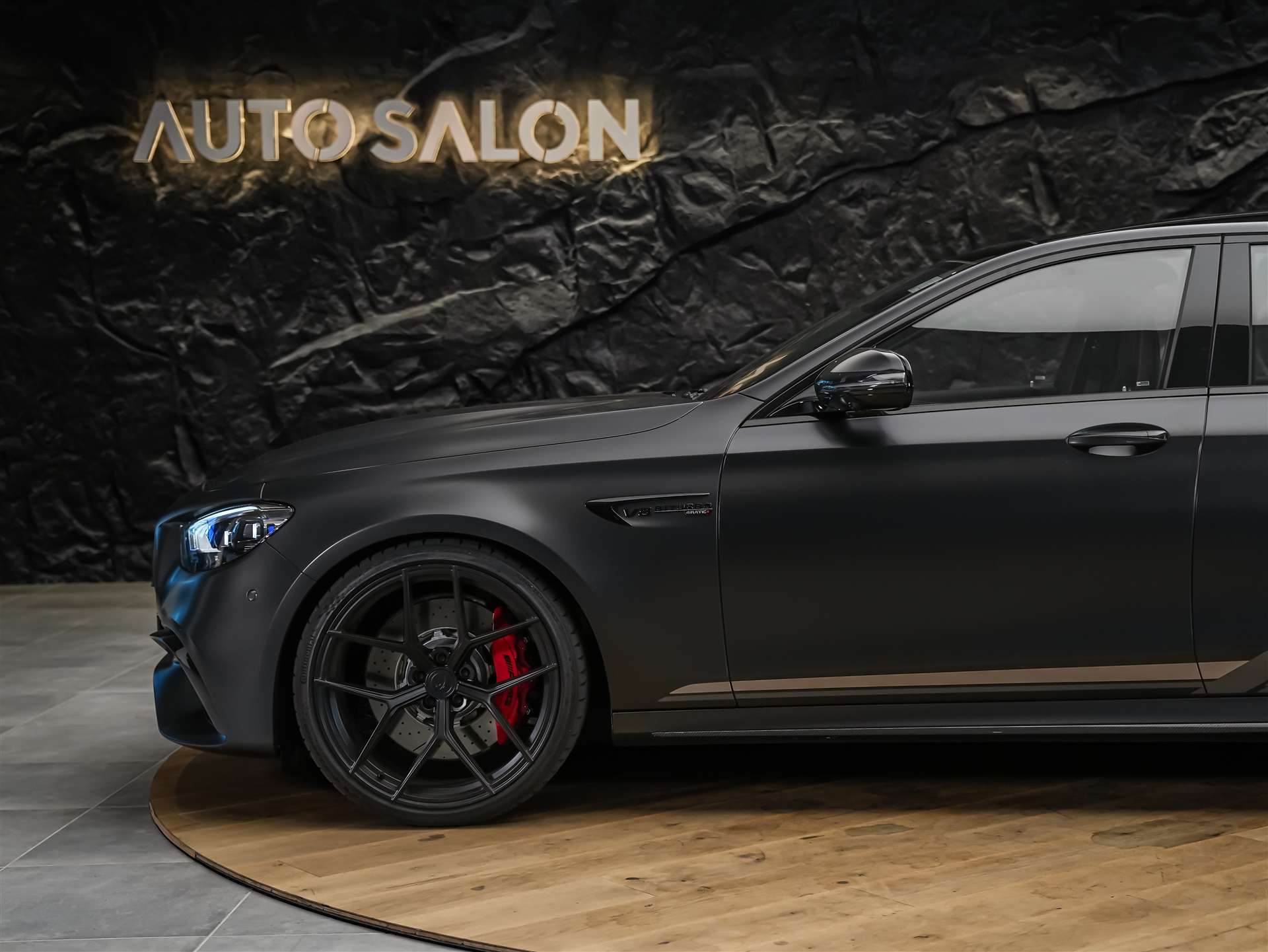 MERCEDES-BENZ AMG E 63 S 4Matic+ Speedshift 9G-TCT *FINAL EDITION*Schalensitze*Panorama*Sitzbelüftung*-image-20