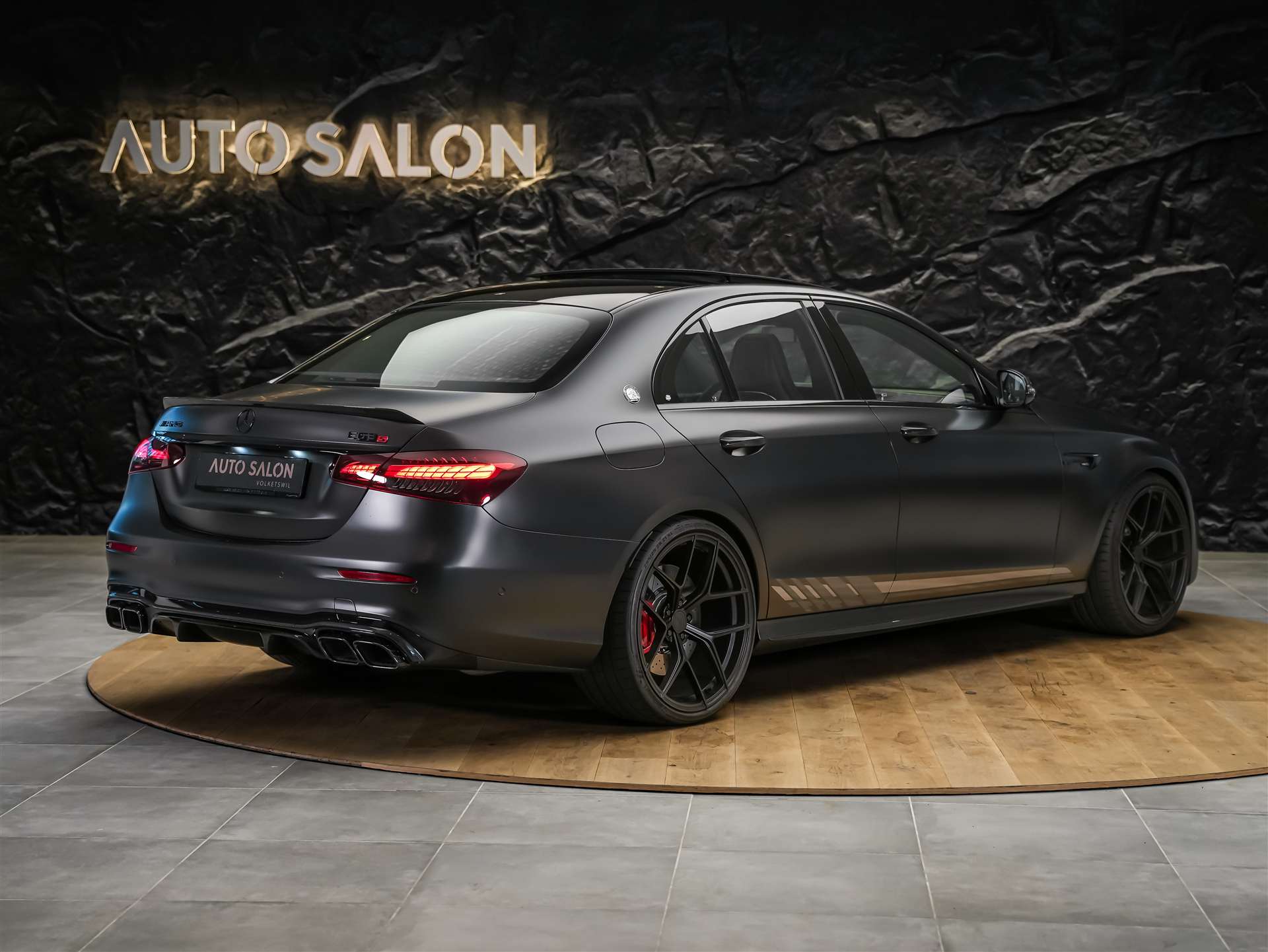 MERCEDES-BENZ AMG E 63 S 4Matic+ Speedshift 9G-TCT *FINAL EDITION*Schalensitze*Panorama*Sitzbelüftung*-image-5