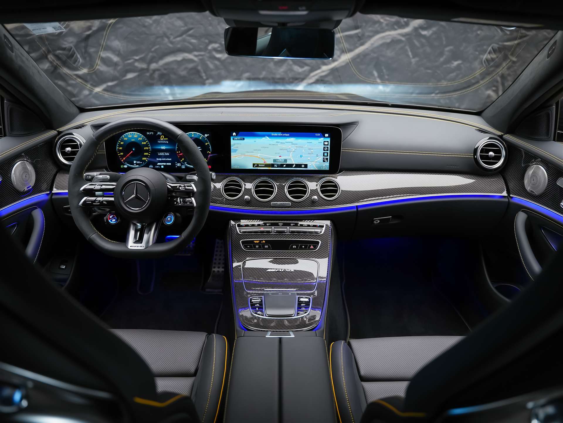 MERCEDES-BENZ AMG E 63 S 4Matic+ Speedshift 9G-TCT *FINAL EDITION*Schalensitze*Panorama*Sitzbelüftung*-image-23