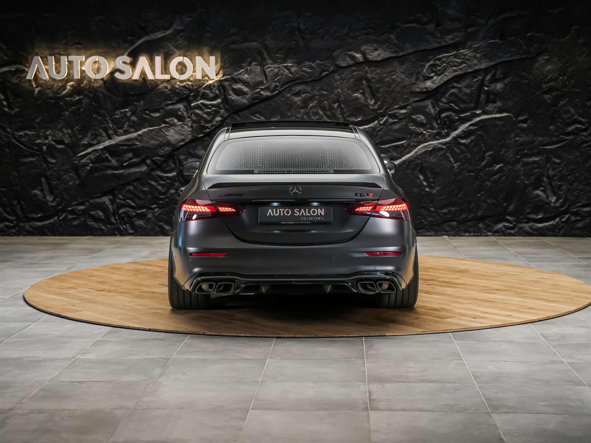 MERCEDES-BENZ AMG E 63 S 4Matic+ Speedshift 9G-TCT *FINAL EDITION*Schalensitze*Panorama*Sitzbelüftung*-image-4