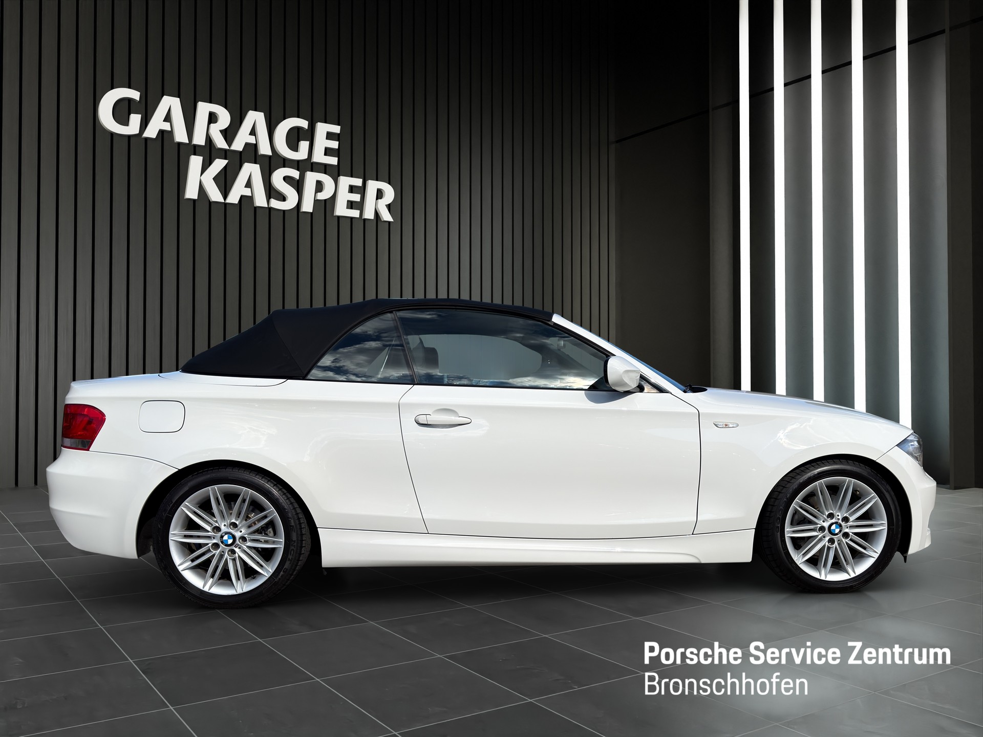 BMW 1 Series E88 Cabrio-image-5