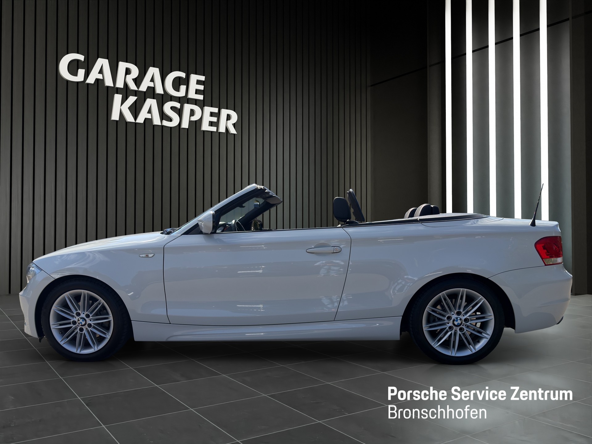 BMW 1 Series E88 Cabrio-image-1