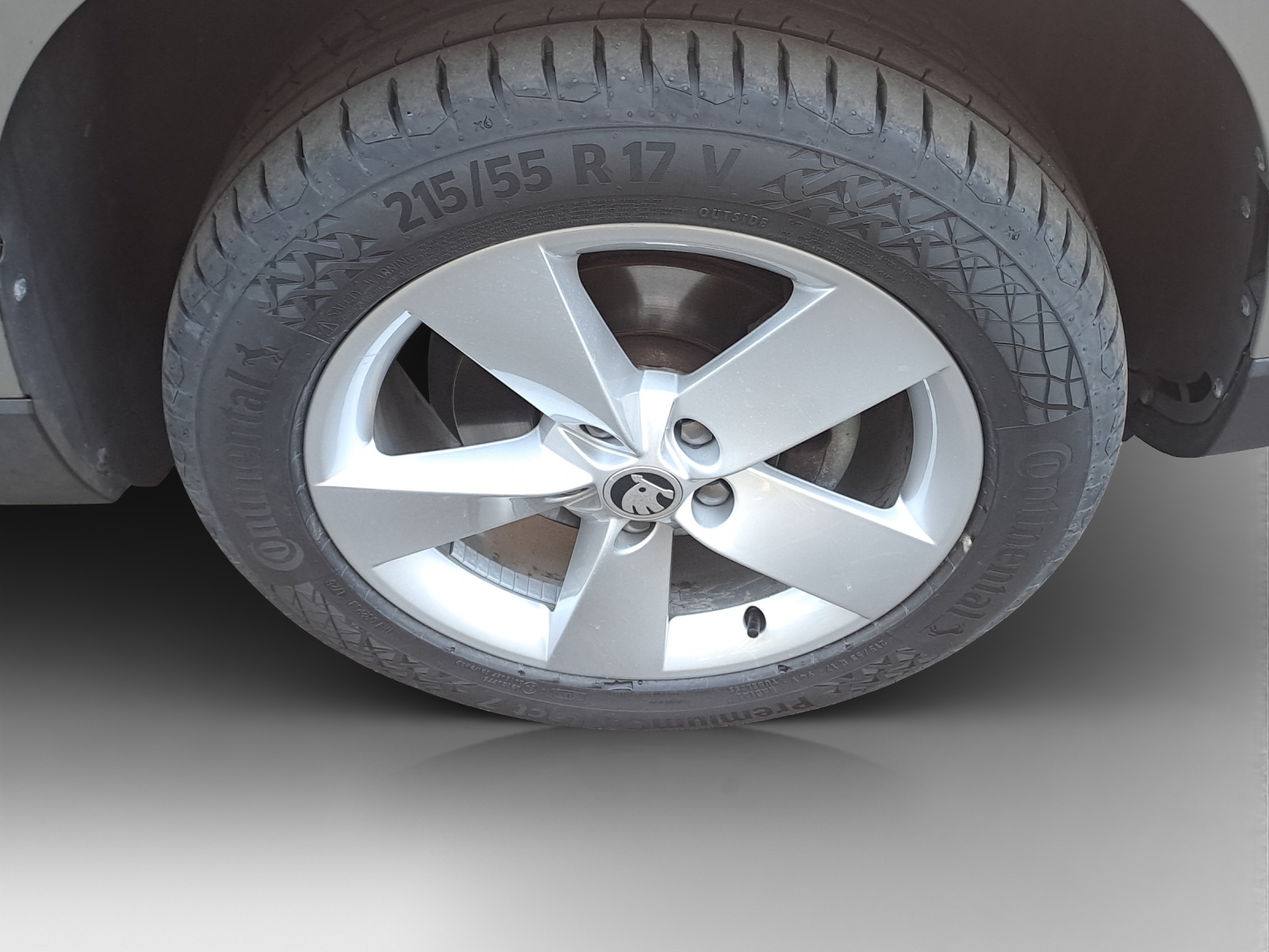 SKODA Karoq 1.6 TDI CR Smile-image-14