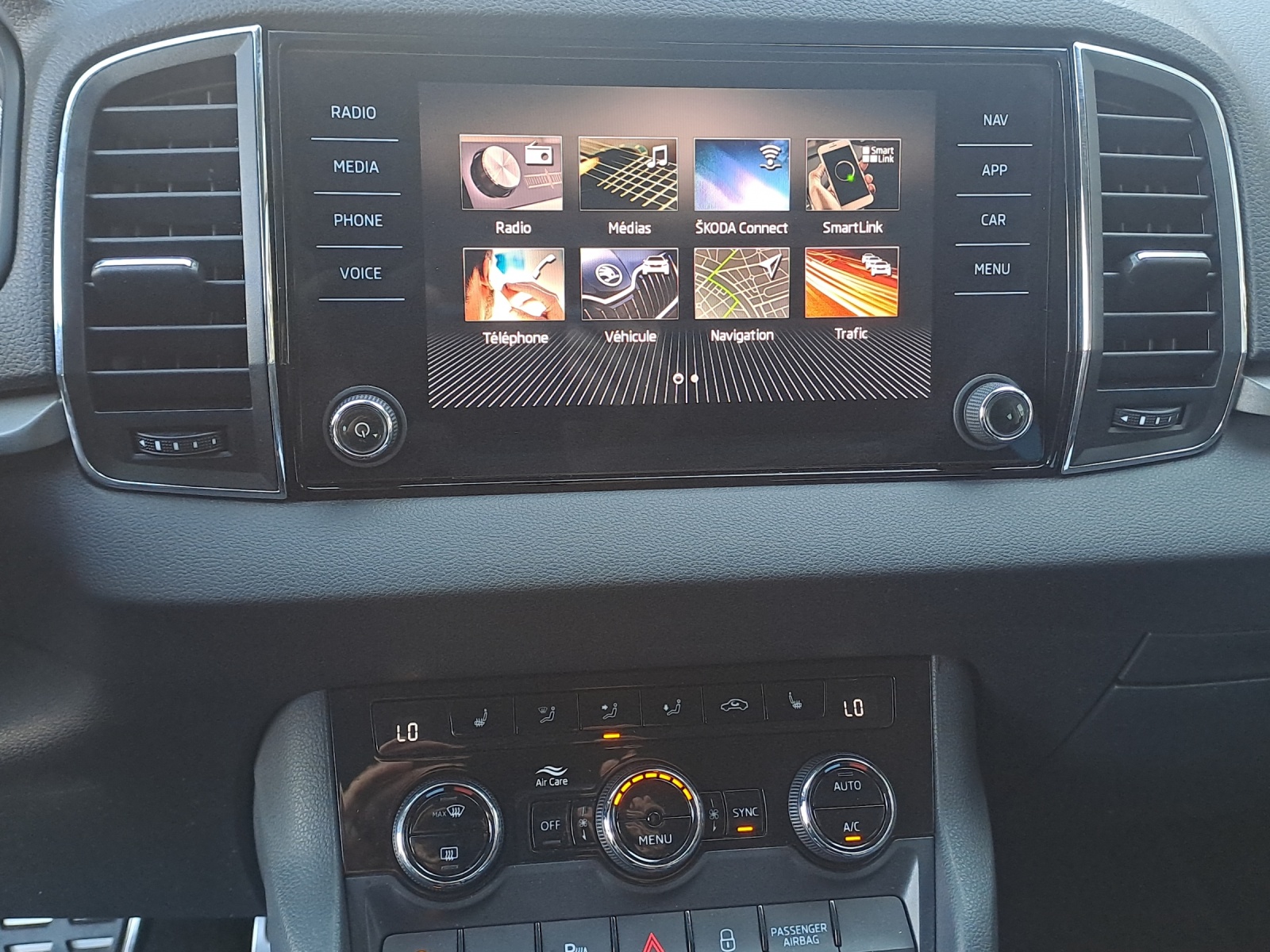 SKODA Karoq 1.6 TDI CR Smile-image-10
