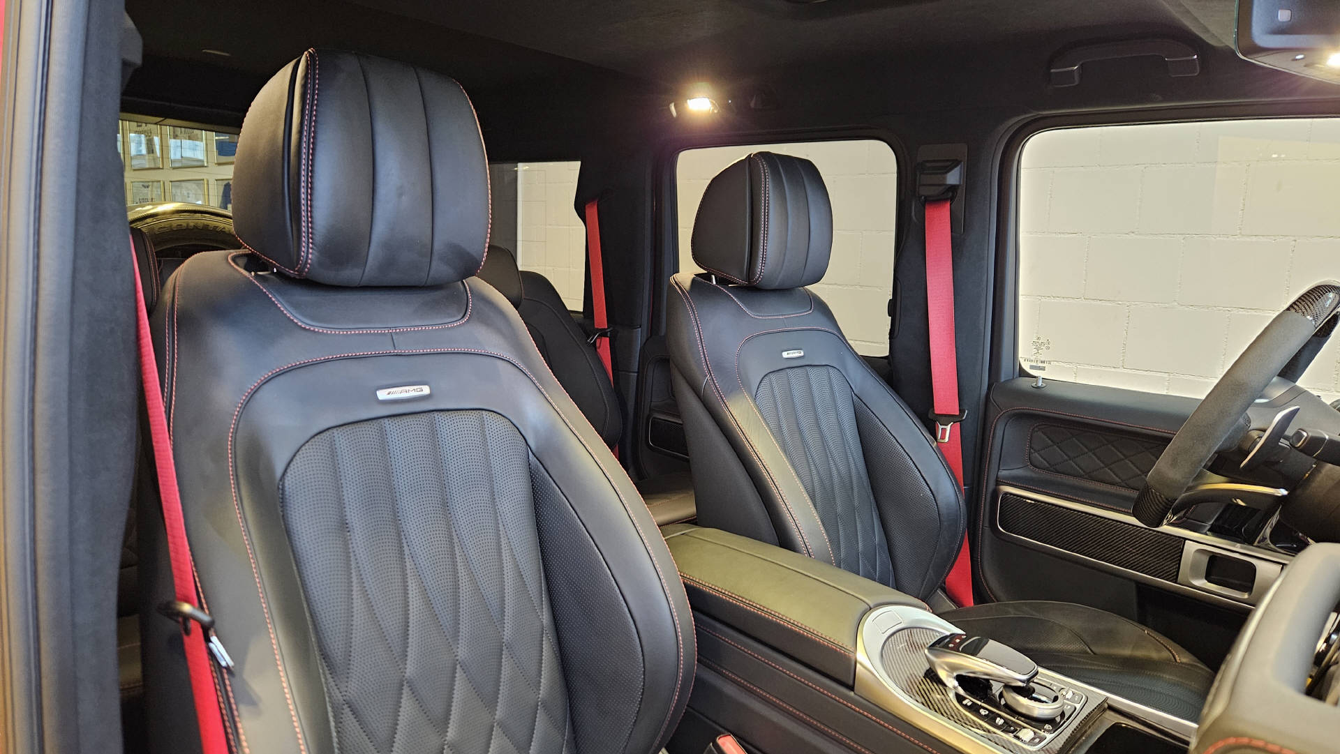 MERCEDES-BENZ G 63 AMG-image-10