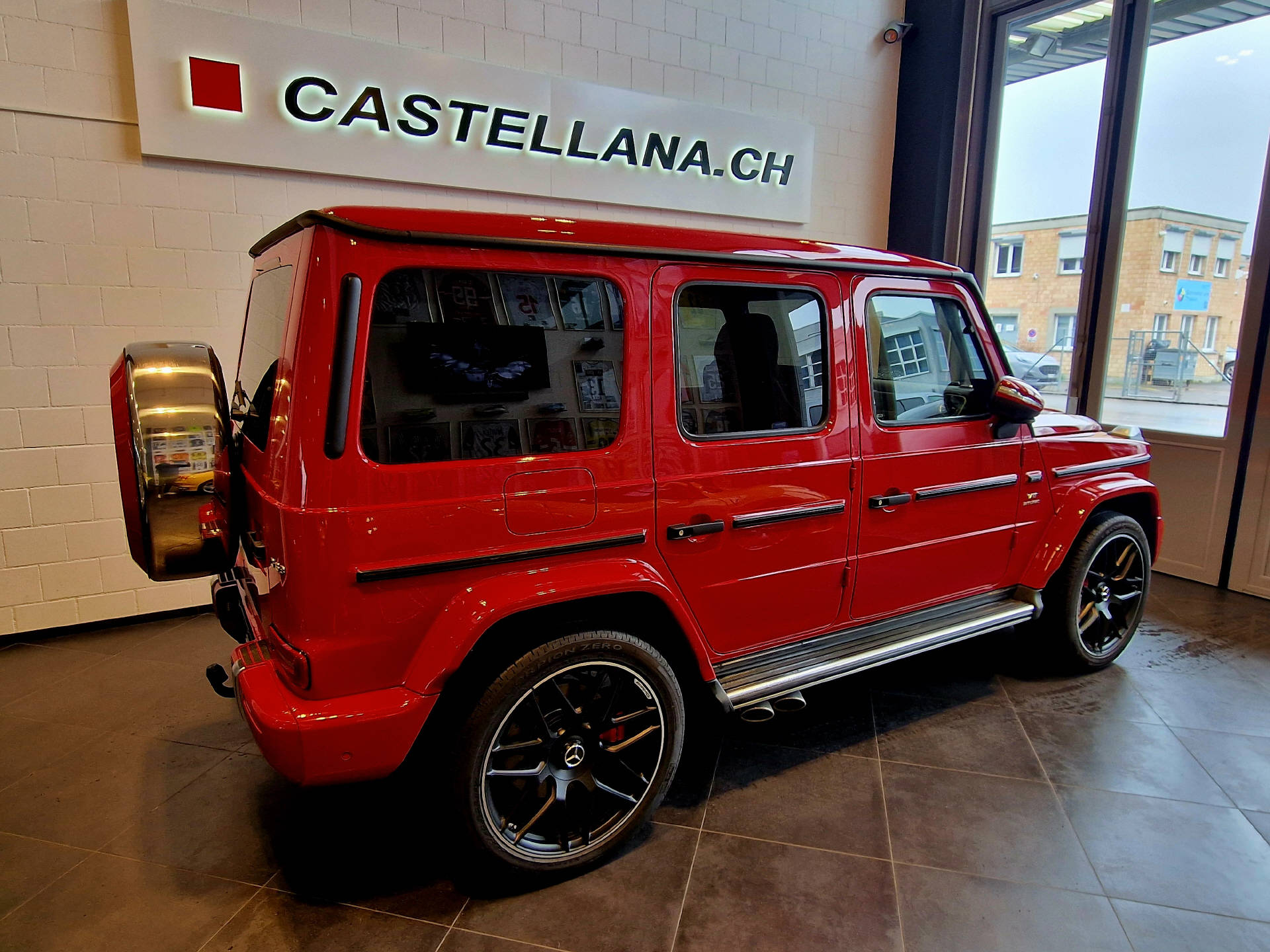 MERCEDES-BENZ G 63 AMG-image-2