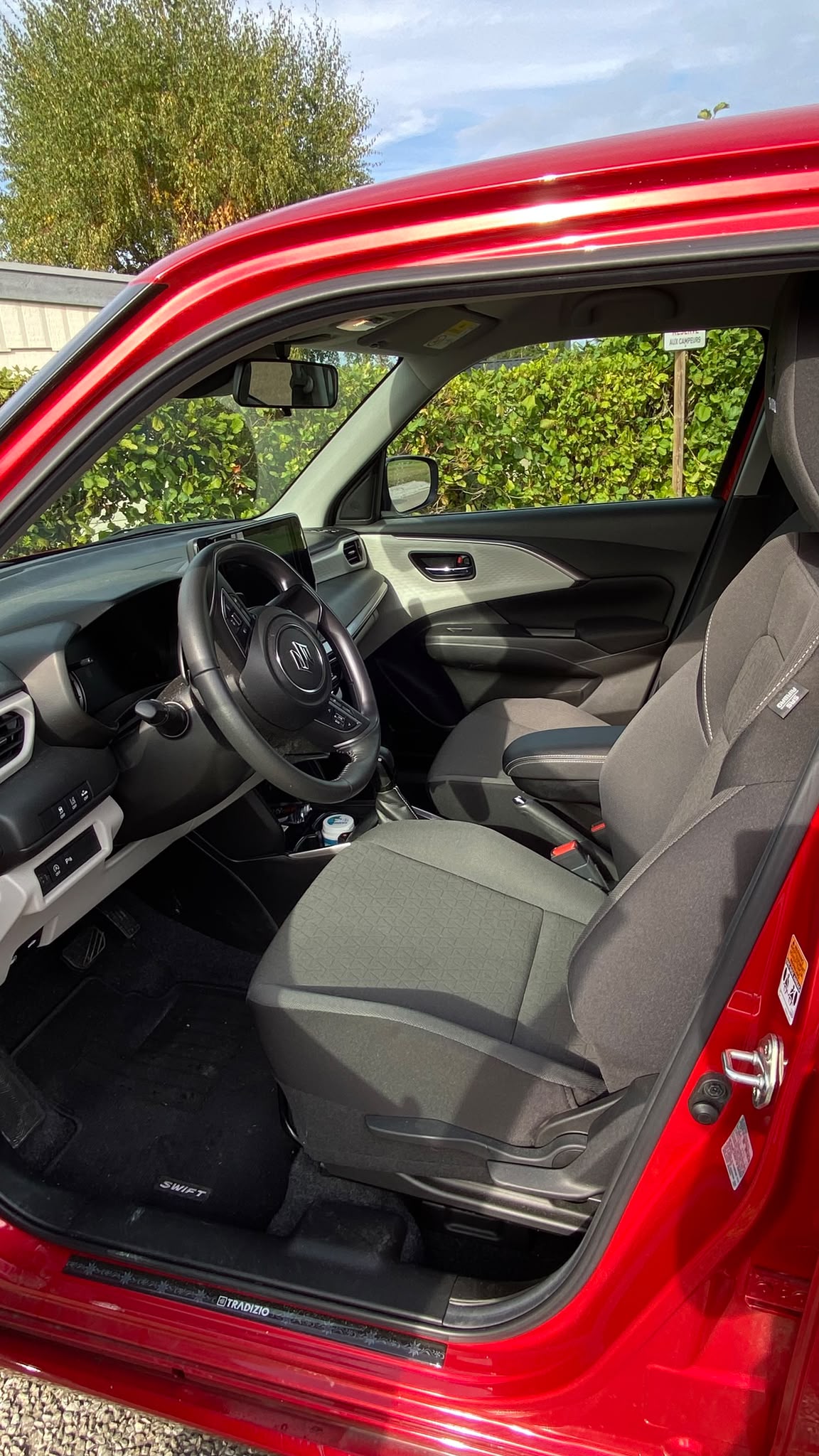 SUZUKI 1.2 Compact Top Hybrid-image-4