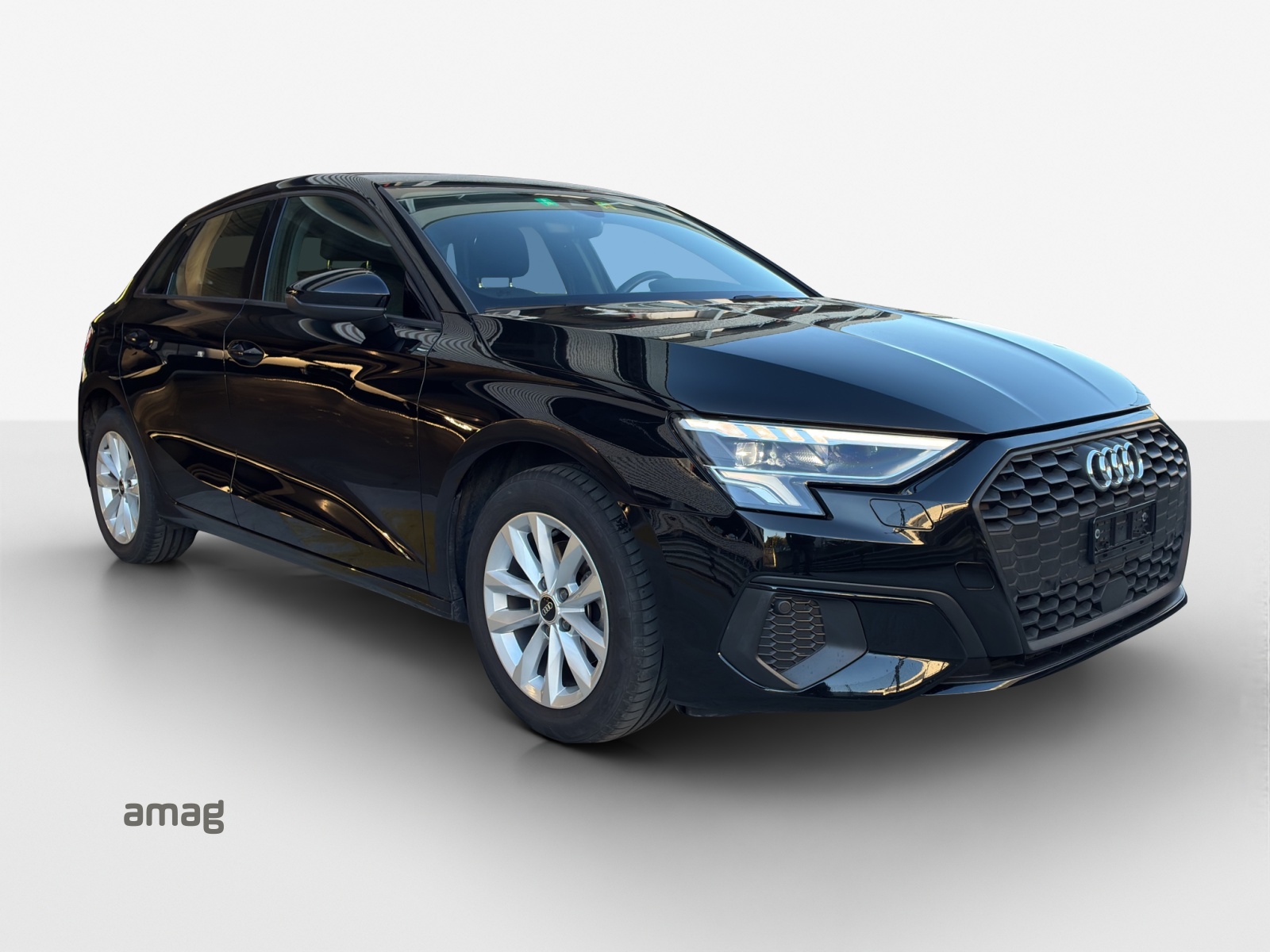 AUDI A3 Sportback 35 TFSI Attraction S-tronic-image-5