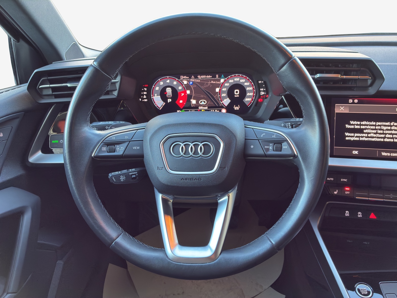 AUDI A3 Sportback 35 TFSI Attraction S-tronic-image-9