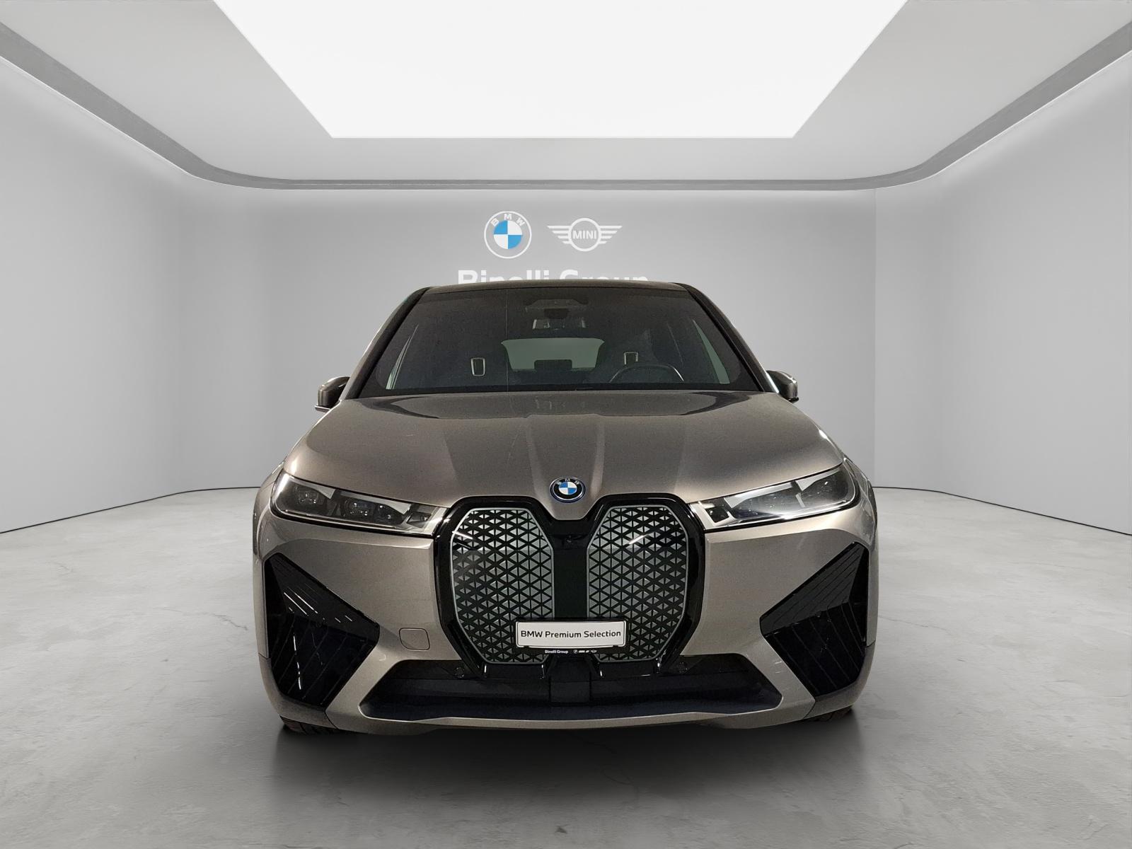 BMW iX I20 M60-image-2