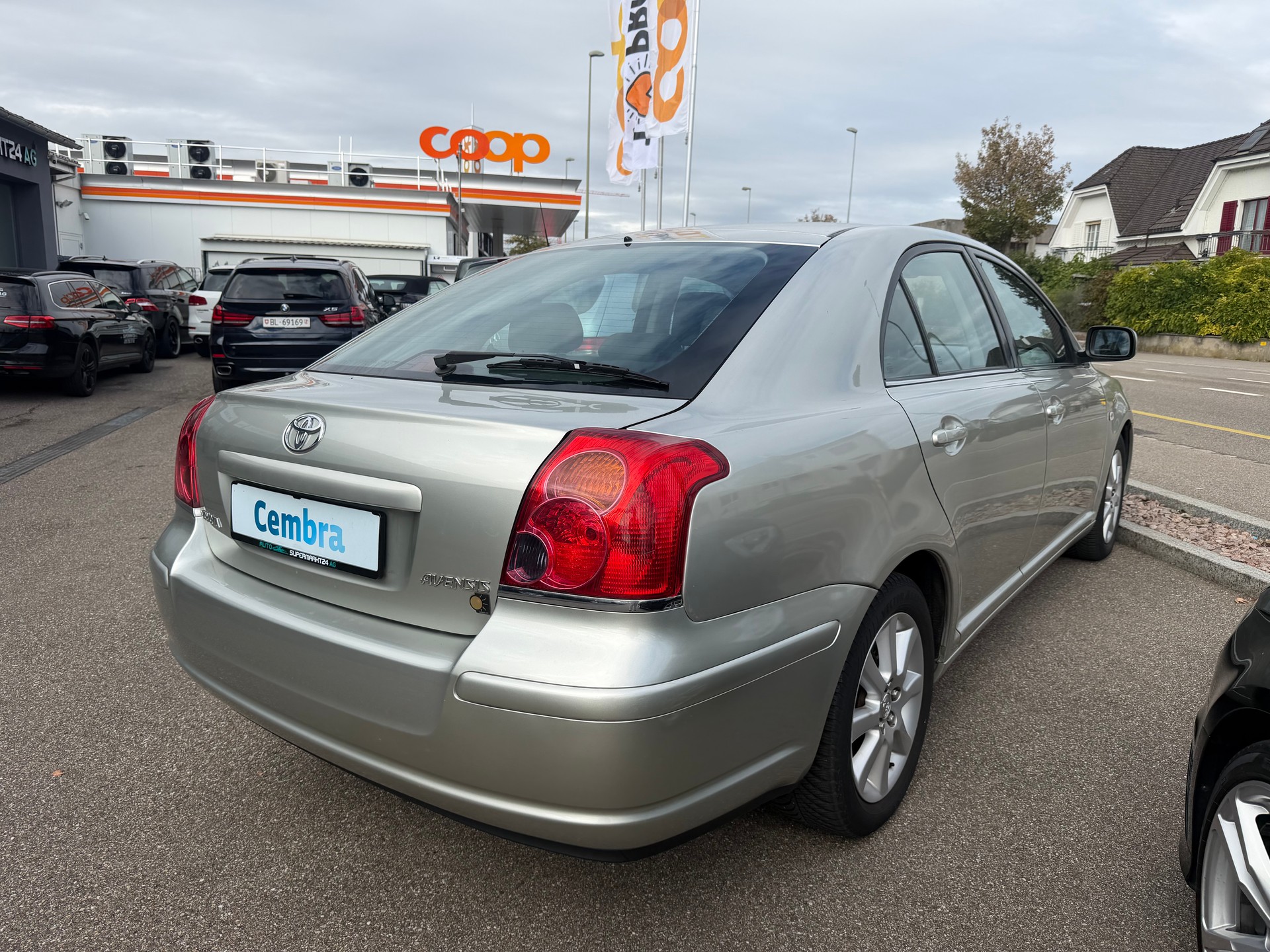 TOYOTA Avensis 2.4 D4 VVT-i Linea Sol Liftback T-Step5-image-3