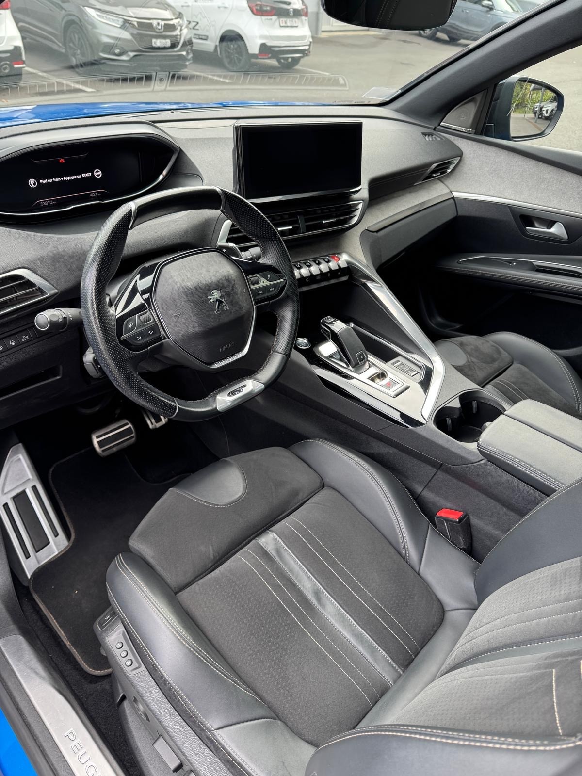PEUGEOT 3008 1.6 PureTech GT Pack EAT8-image-1