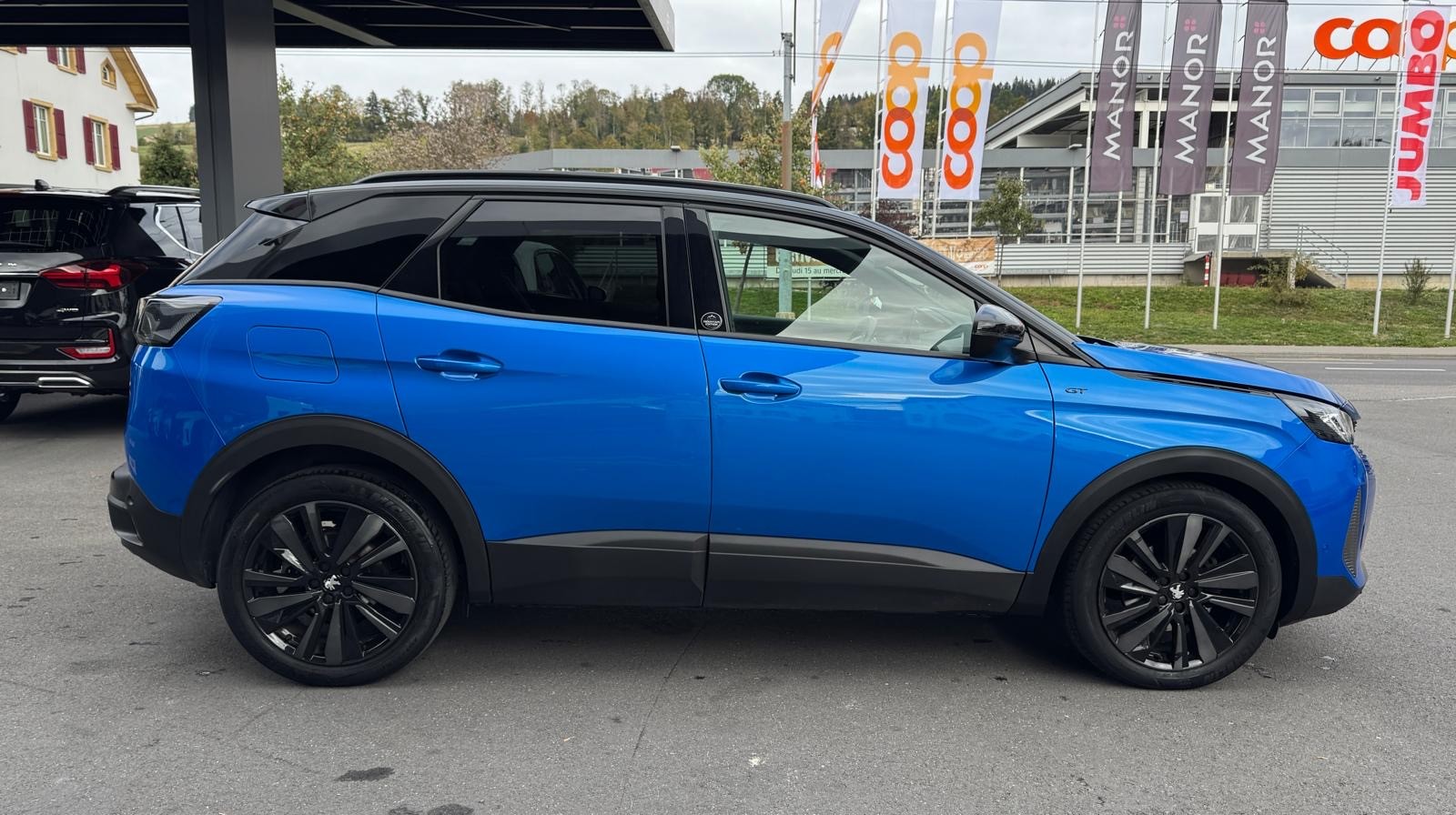 PEUGEOT 3008 1.6 PureTech GT Pack EAT8-image-6