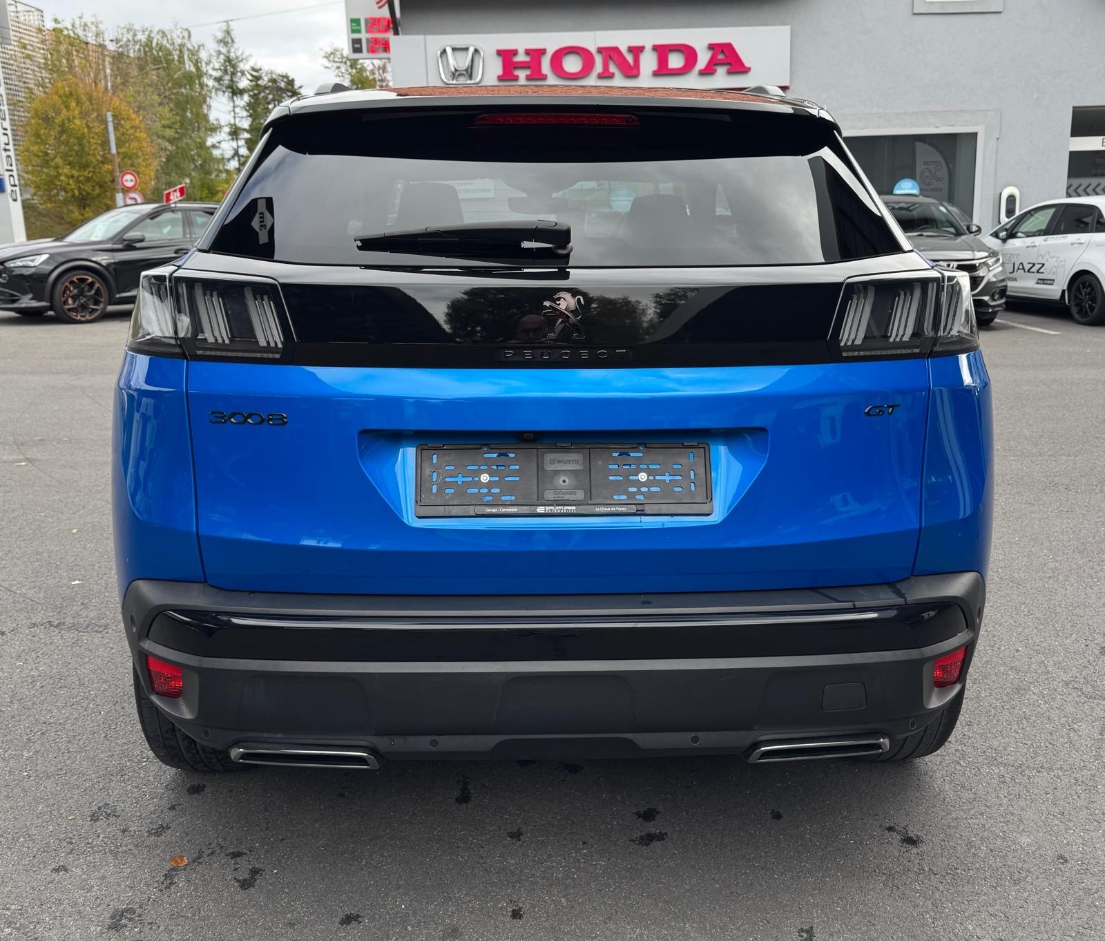 PEUGEOT 3008 1.6 PureTech GT Pack EAT8-image-9